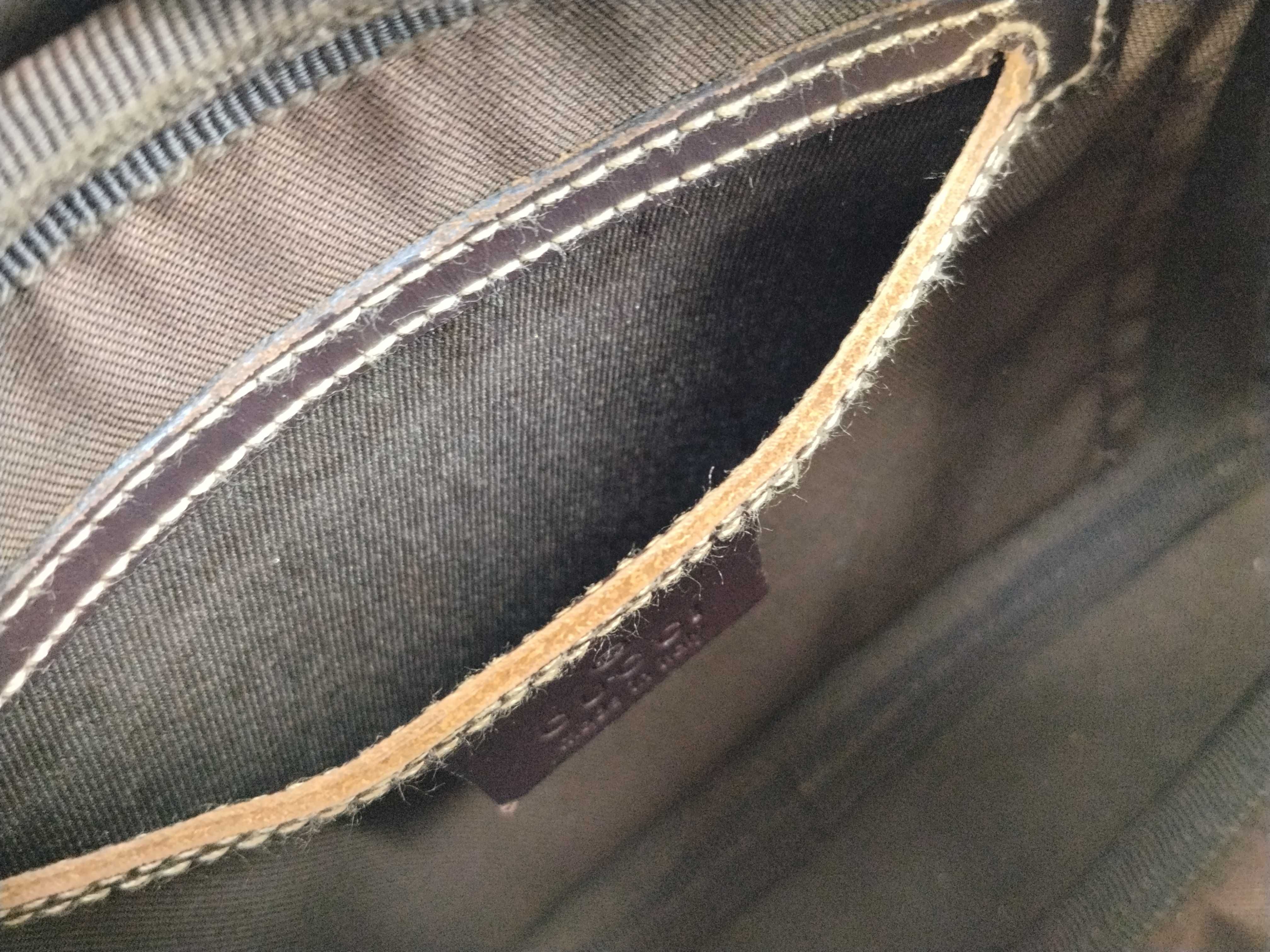 GG Supreme Shoulder Bag, Dark Brown — view 13