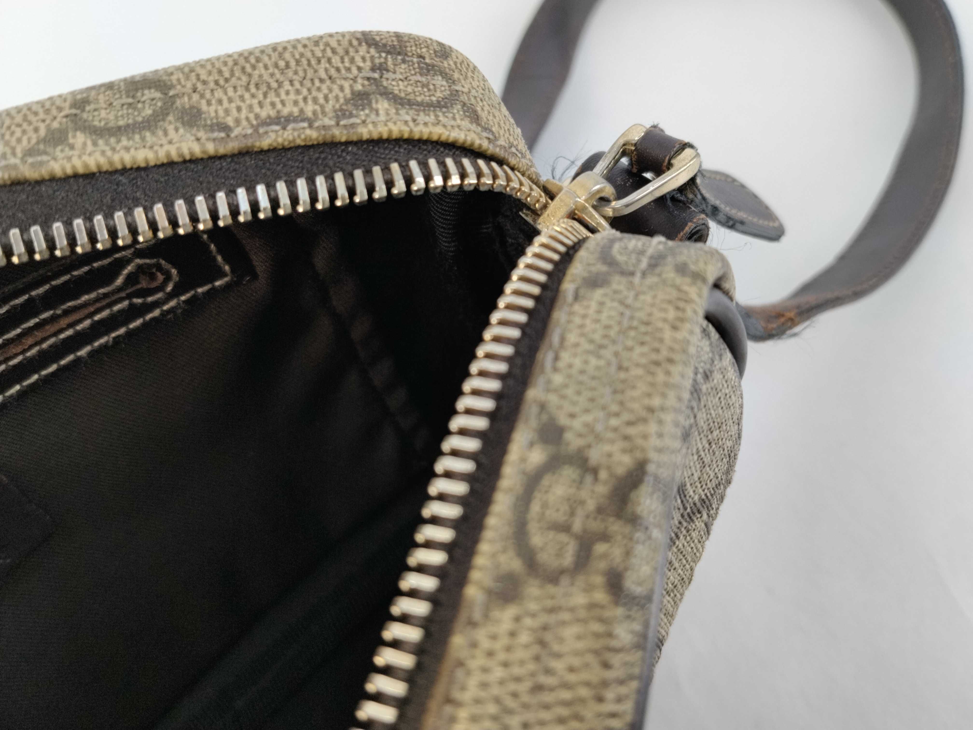 GG Supreme Shoulder Bag, Dark Brown — view 10