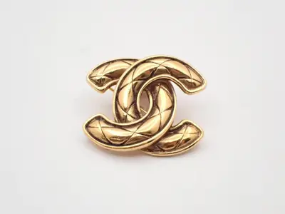 Coco Button (Precious Metal) Brooch