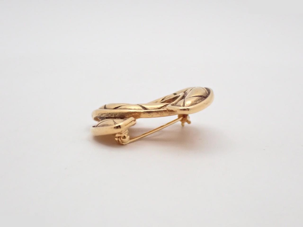 Coco Button (Precious Metal) Brooch — view 3