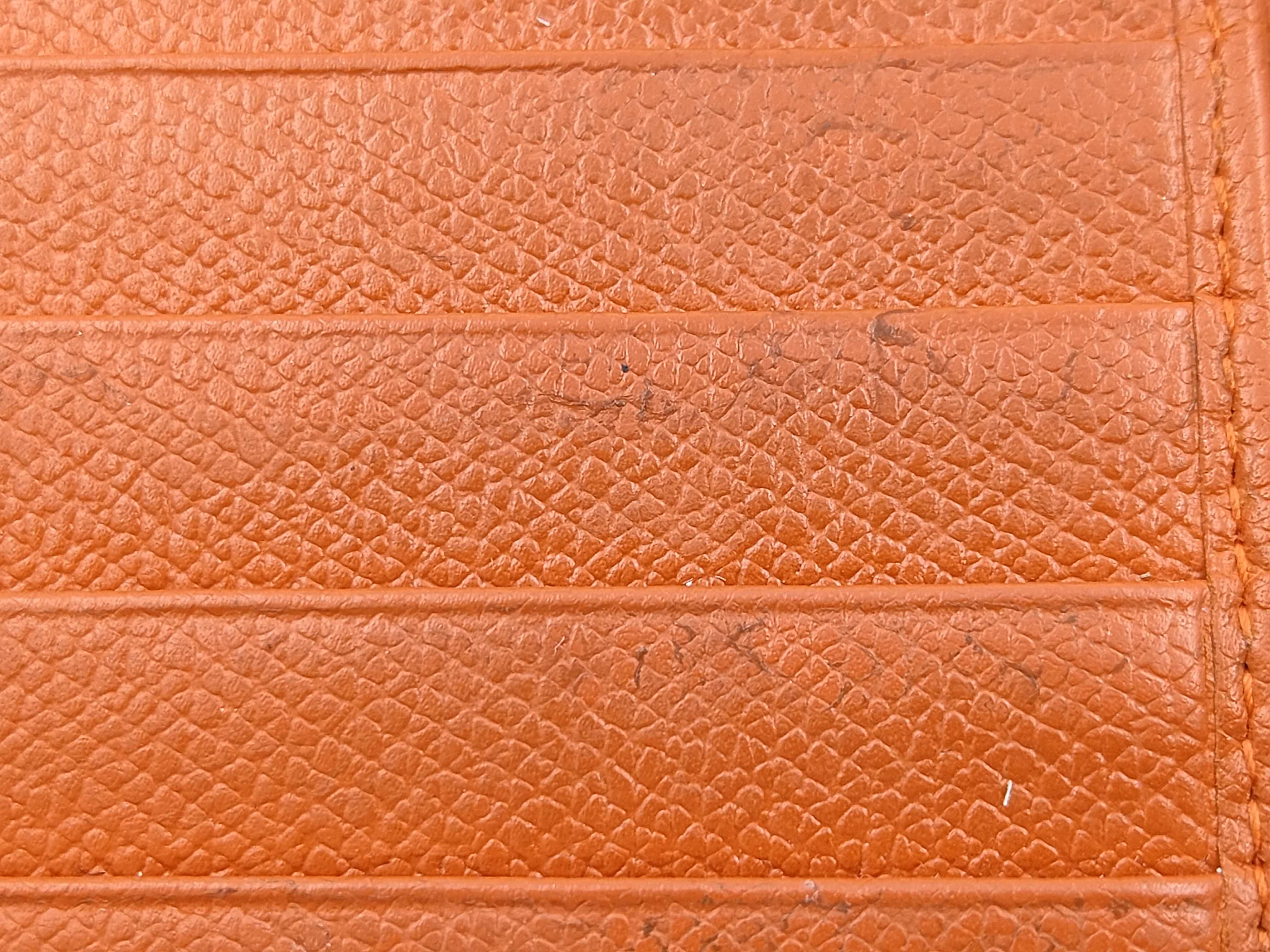wallet — view 11