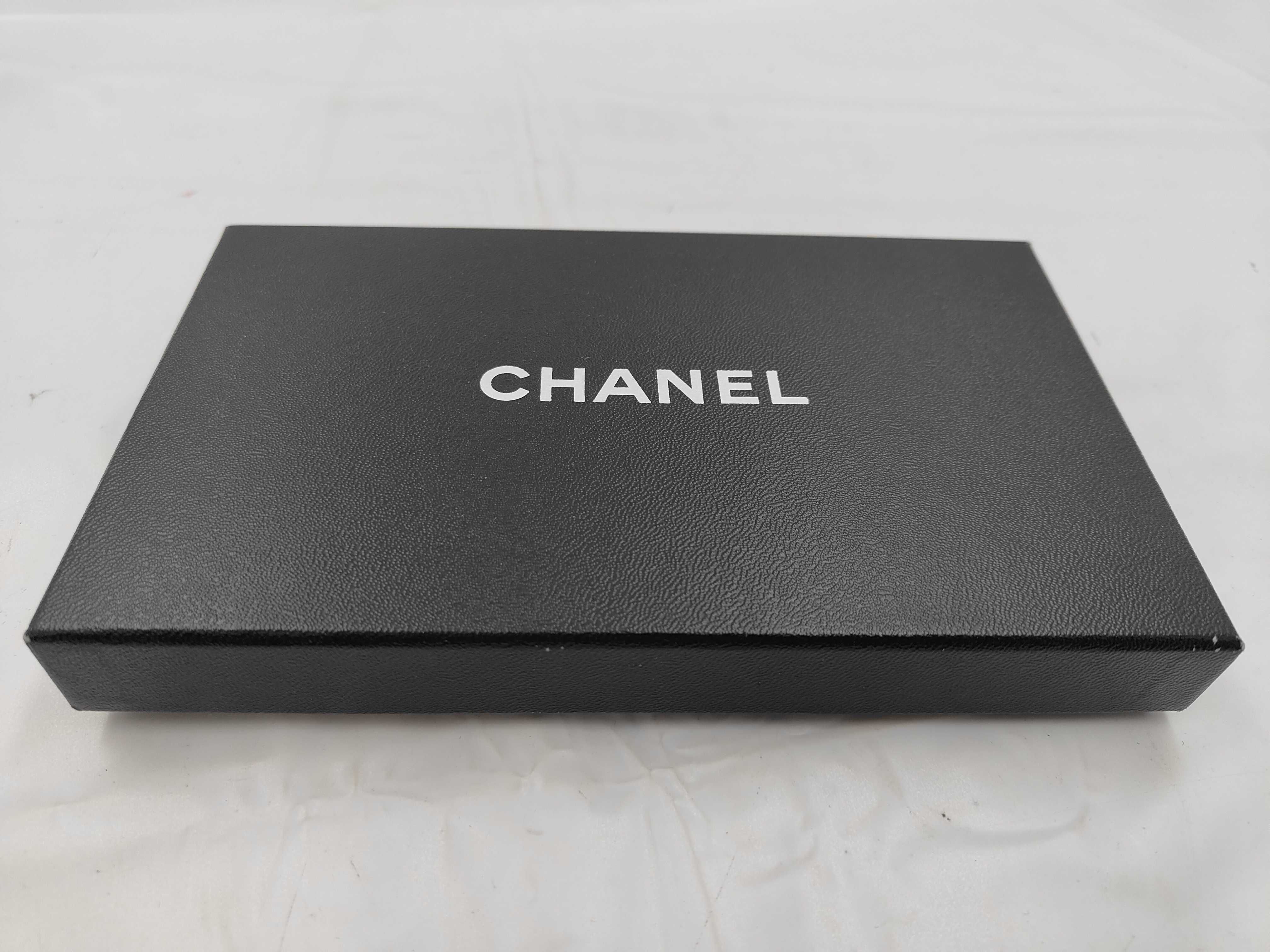 wallet — view 12