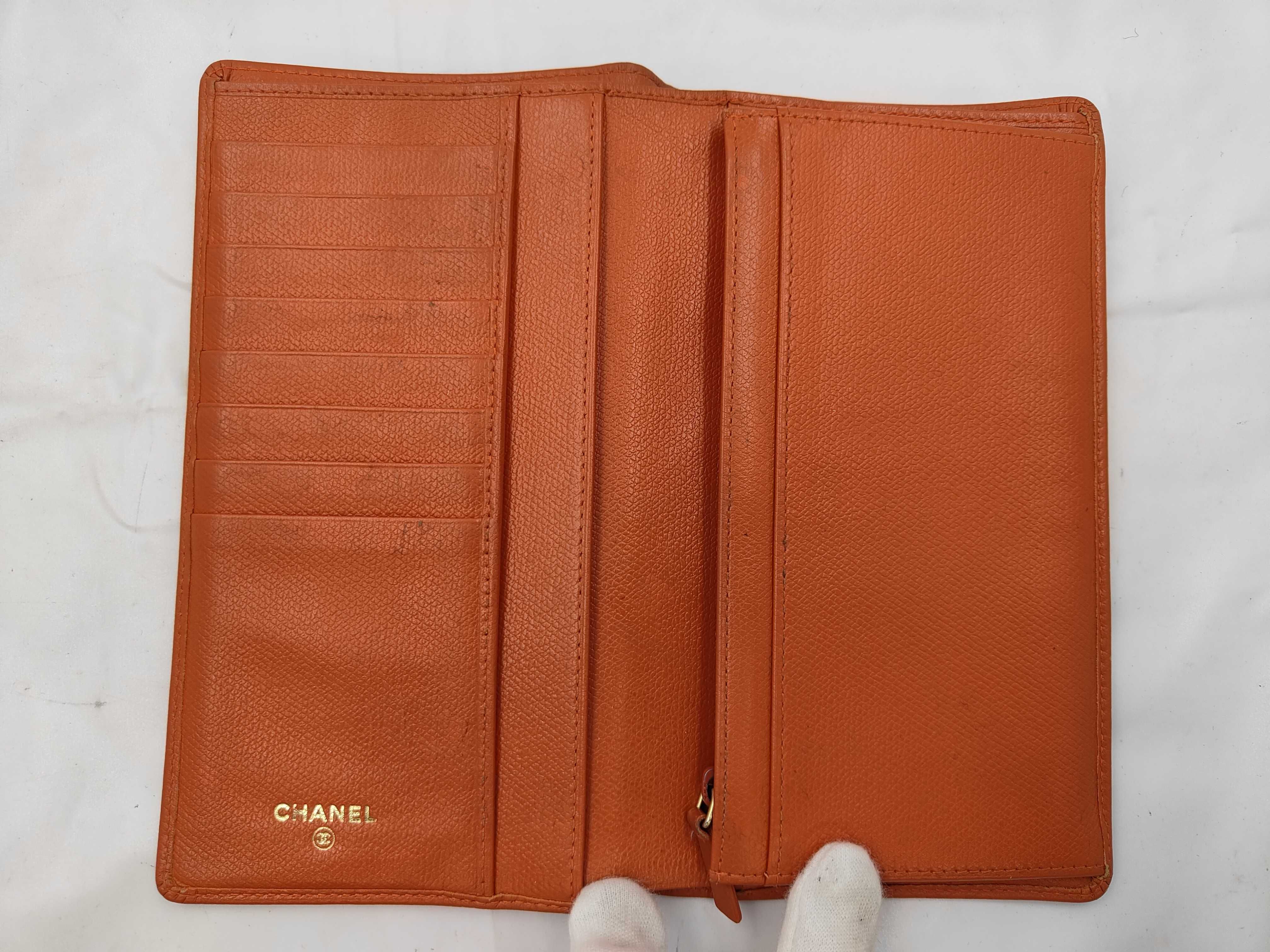 wallet — view 4