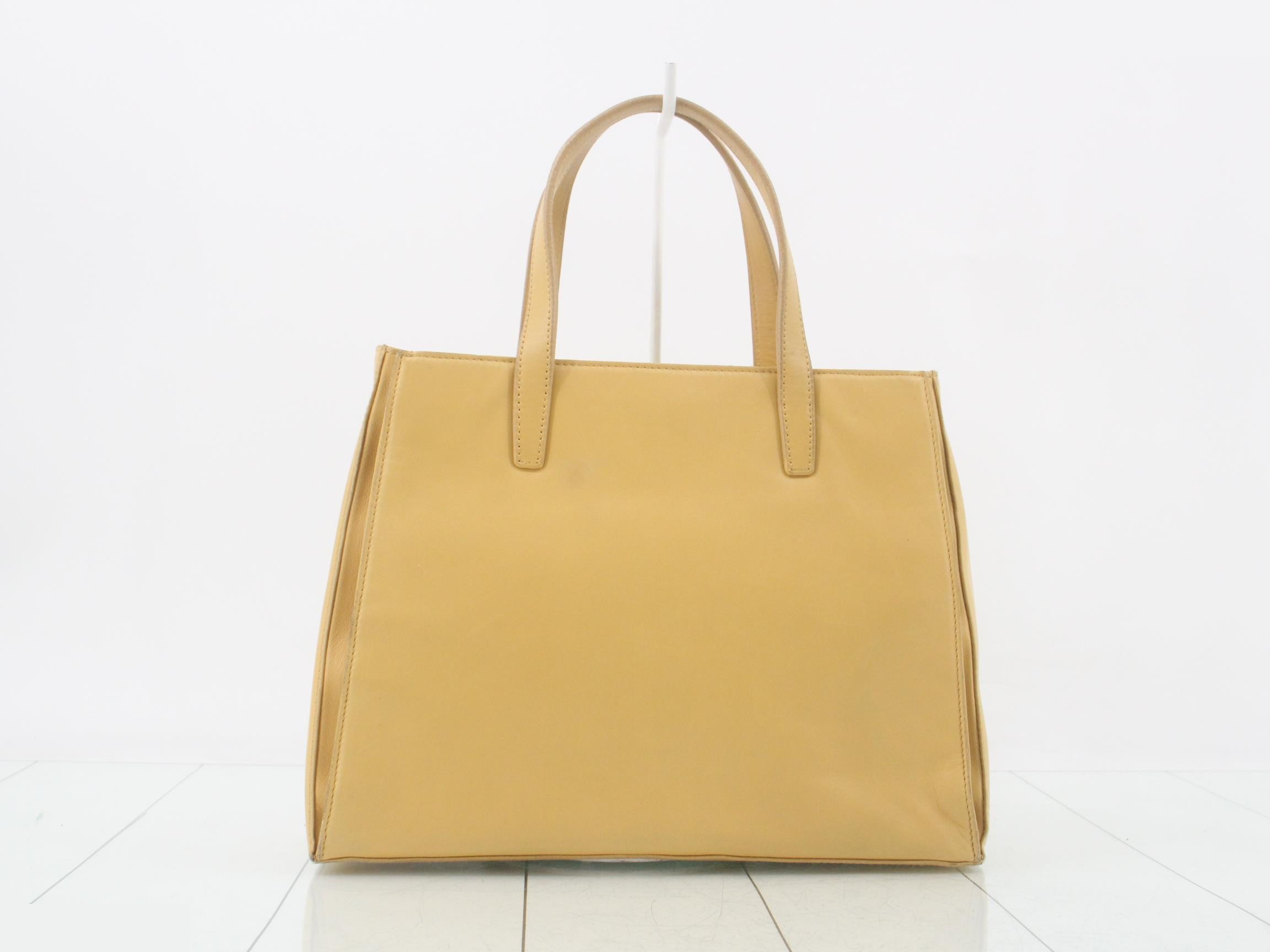 handbag — view 2