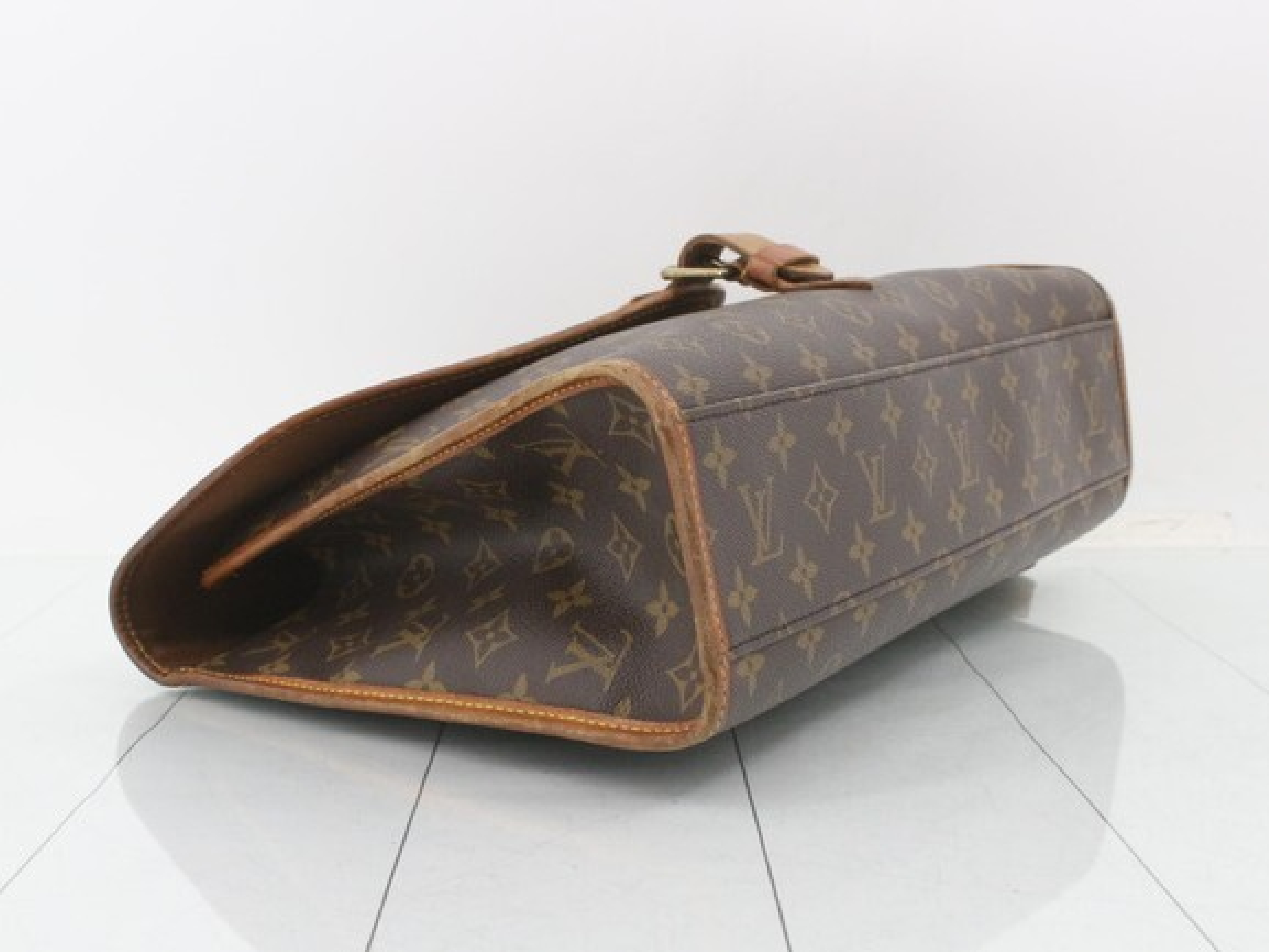 Monogram Beverly M51121 2-Way Shoulder Bag — view 3