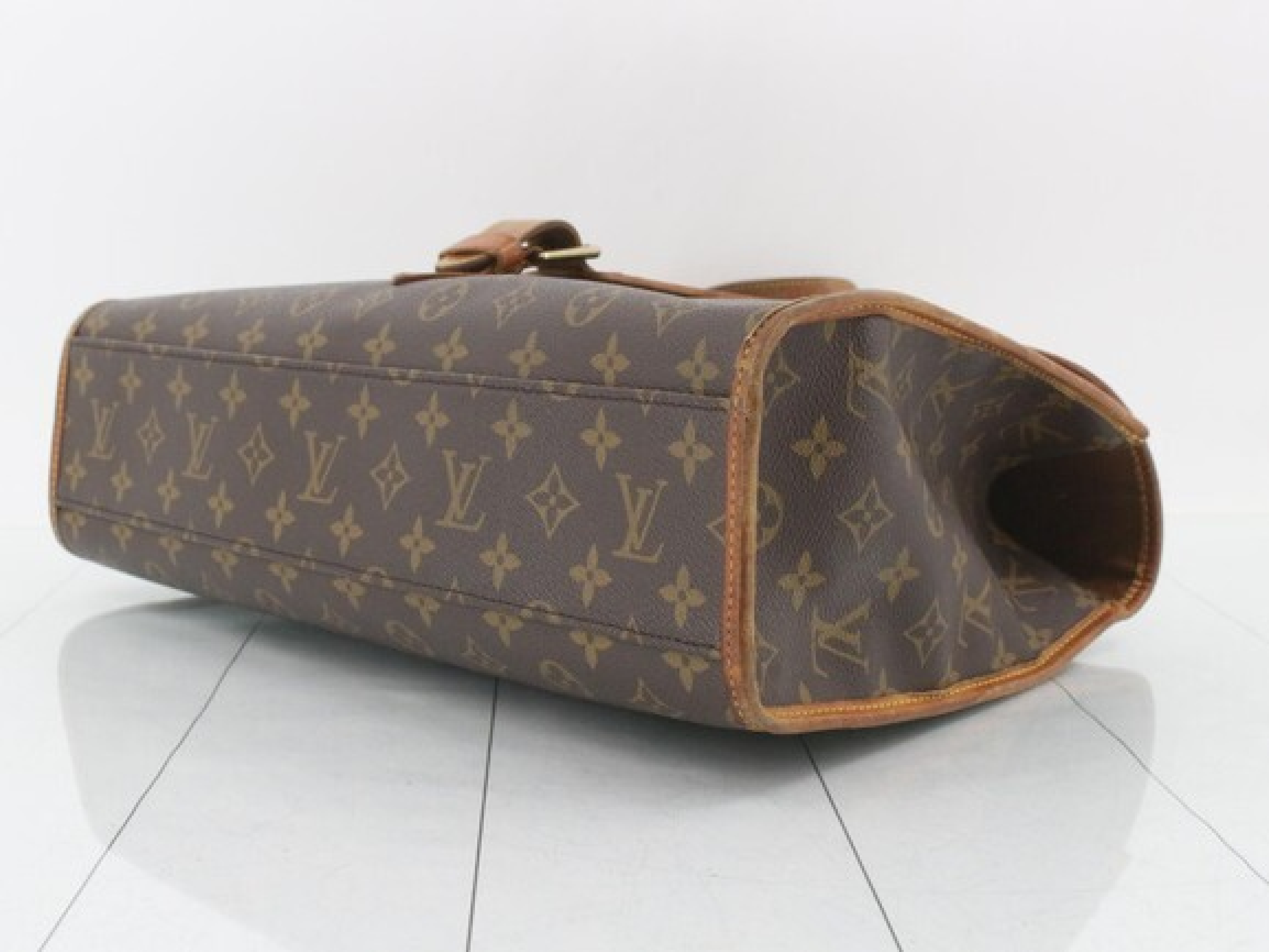 Monogram Beverly M51121 2-Way Shoulder Bag — view 4
