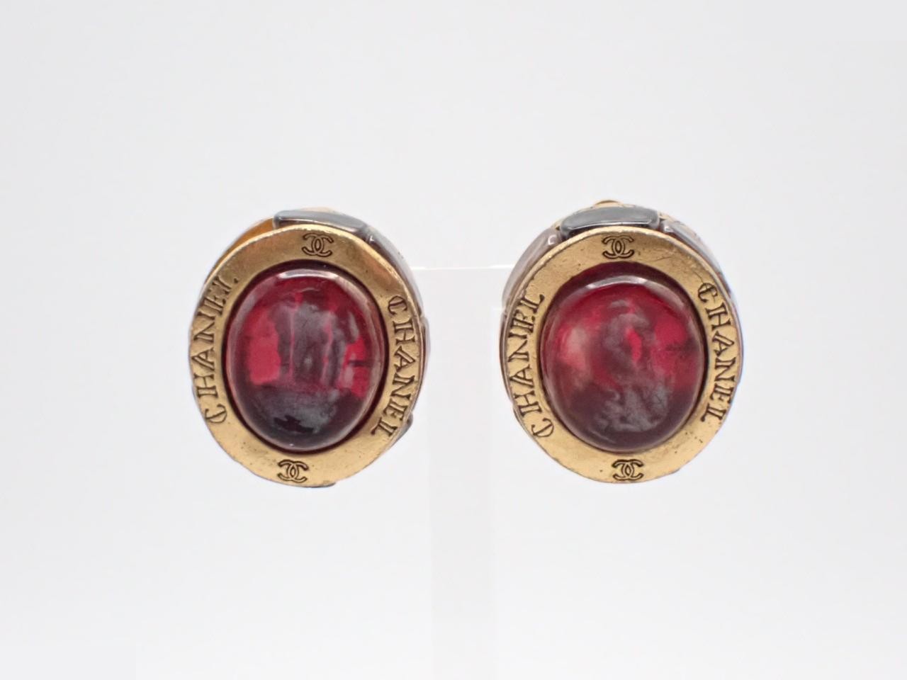 Colored stone logo earrings (with comment)