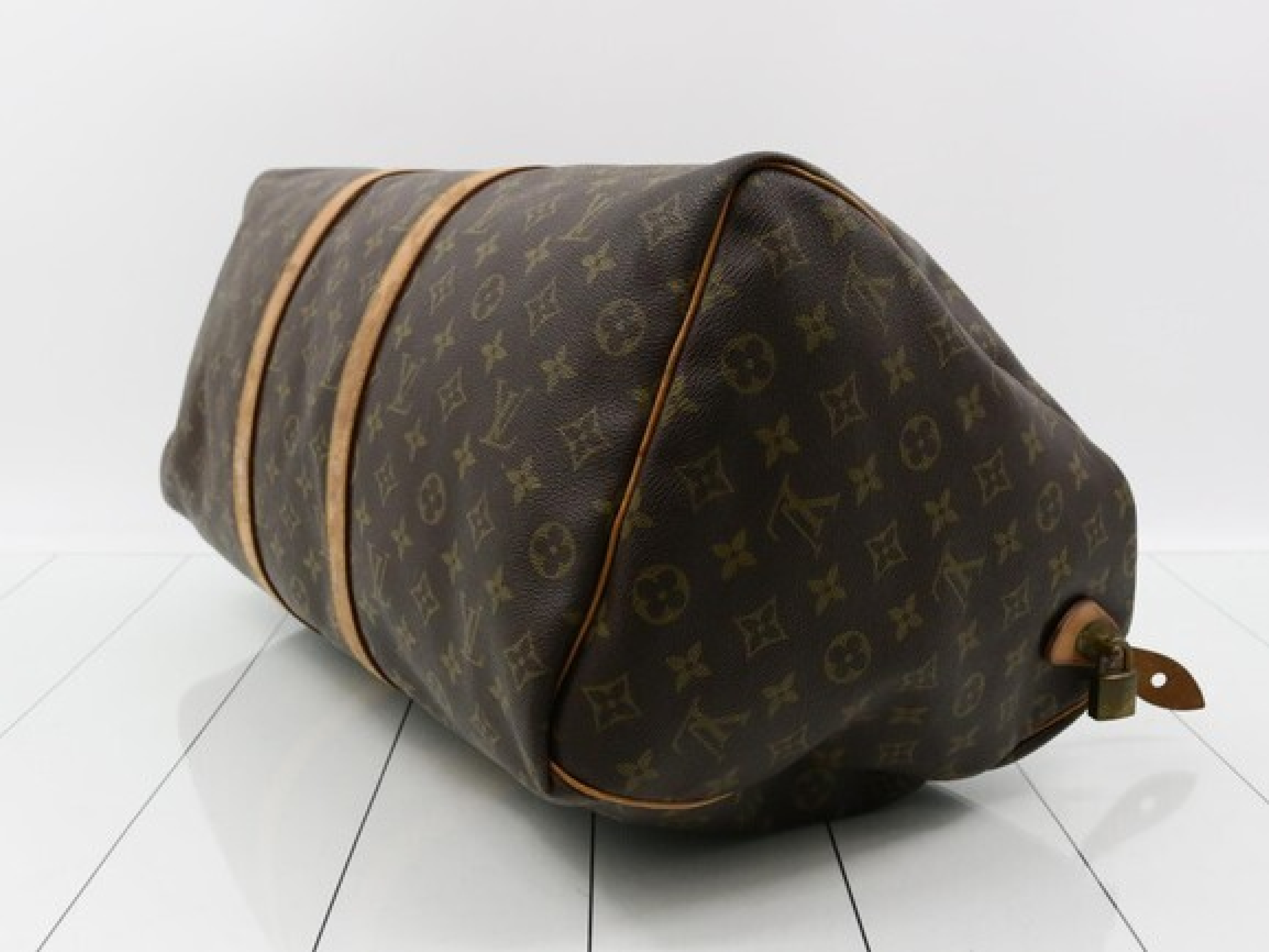 (Louis Vuitton) Old Keepall 50 Boston Bag — view 4