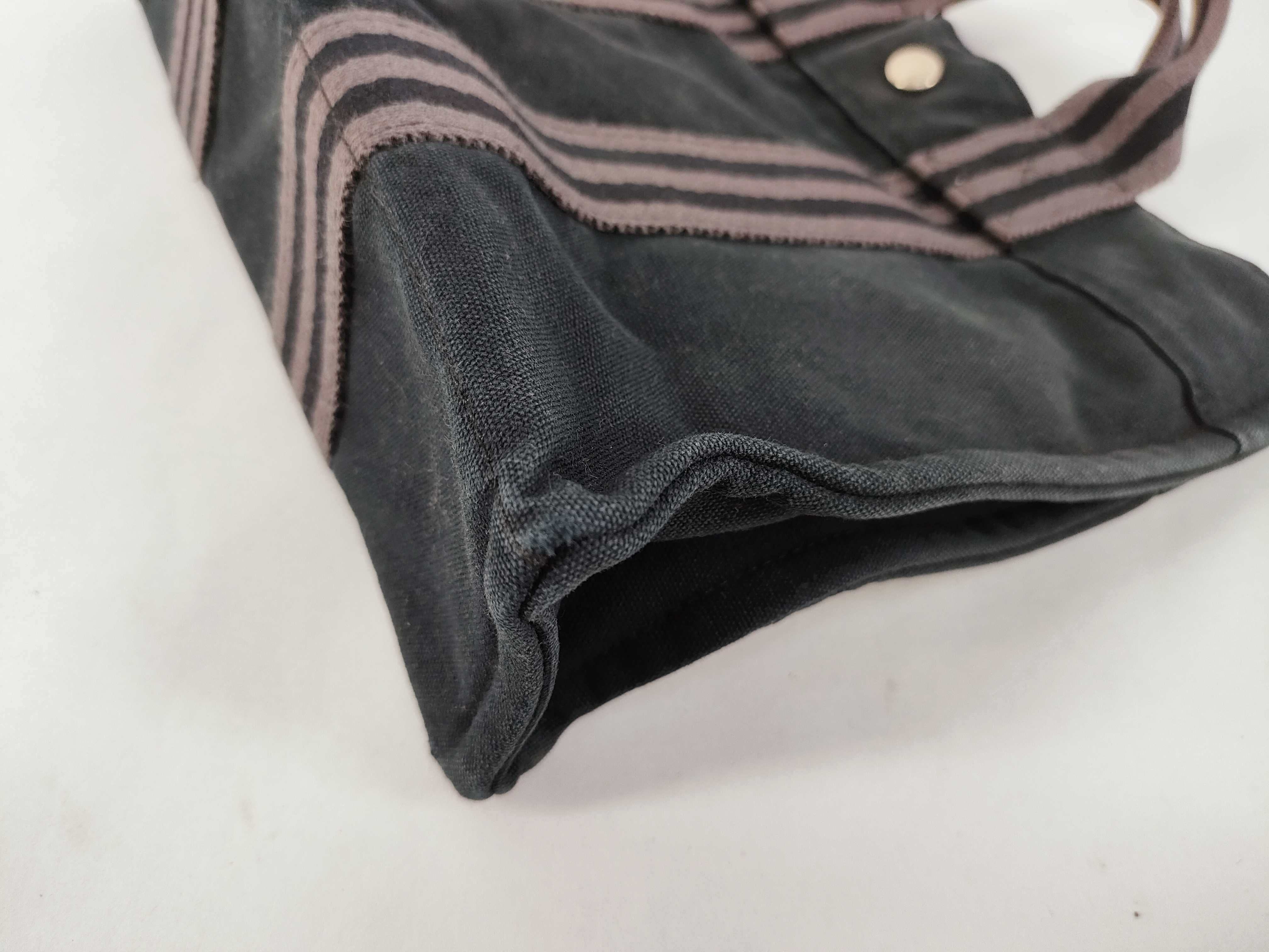 Fourre-Tout PM Black Handbag — view 7