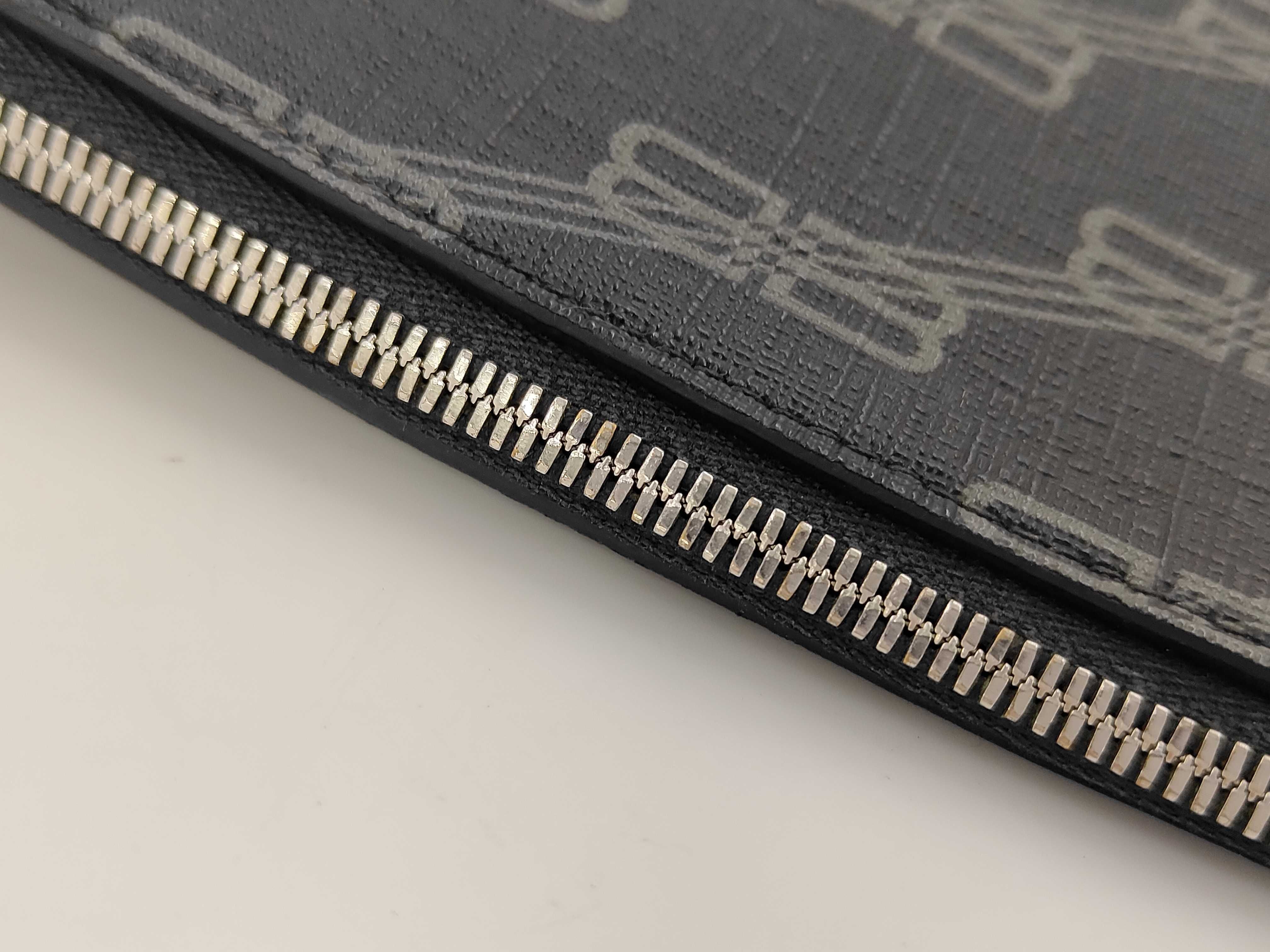 Clutch Logo Bag — view 6