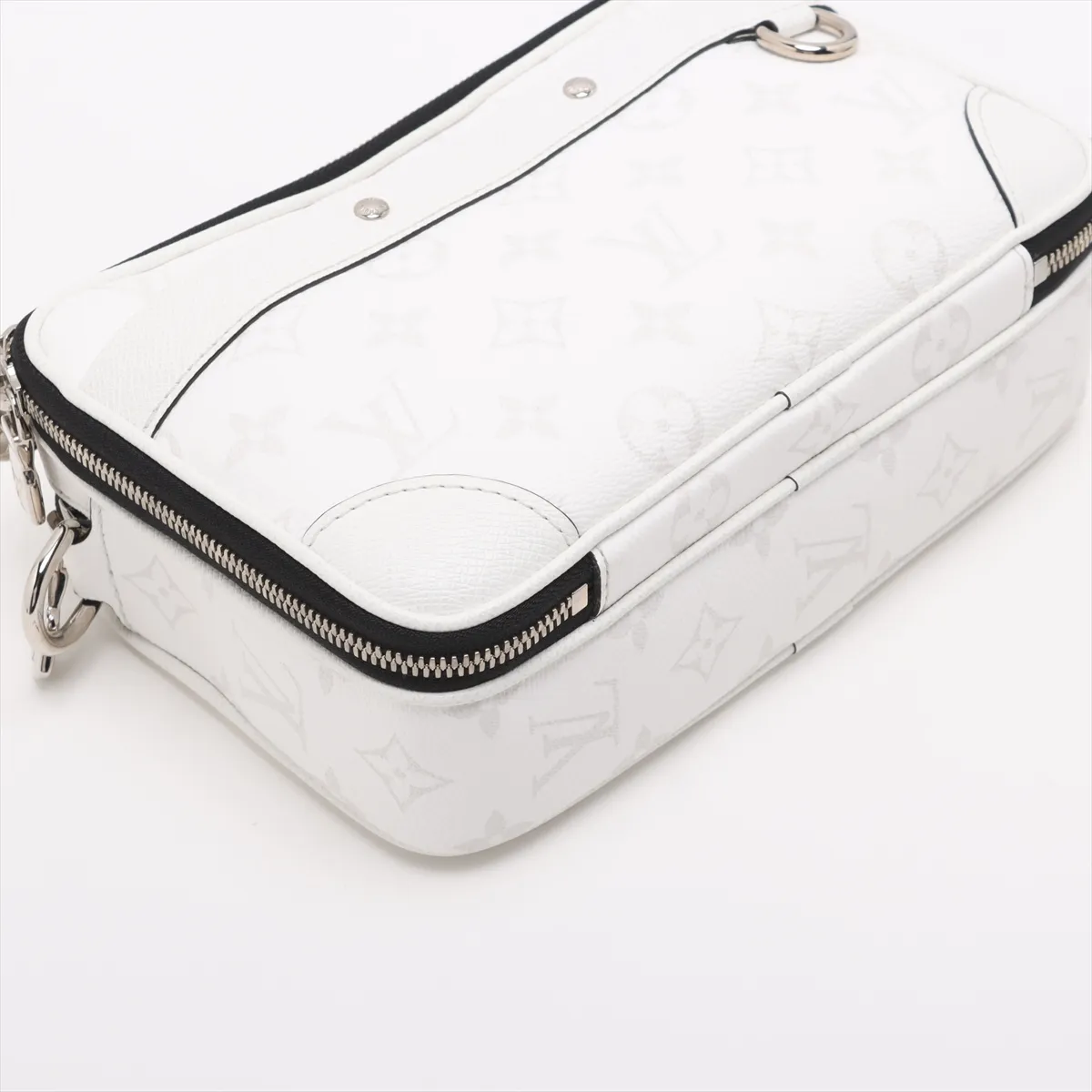 Taigarama Alpha Messenger M31069 White RFID reaction available — view 4