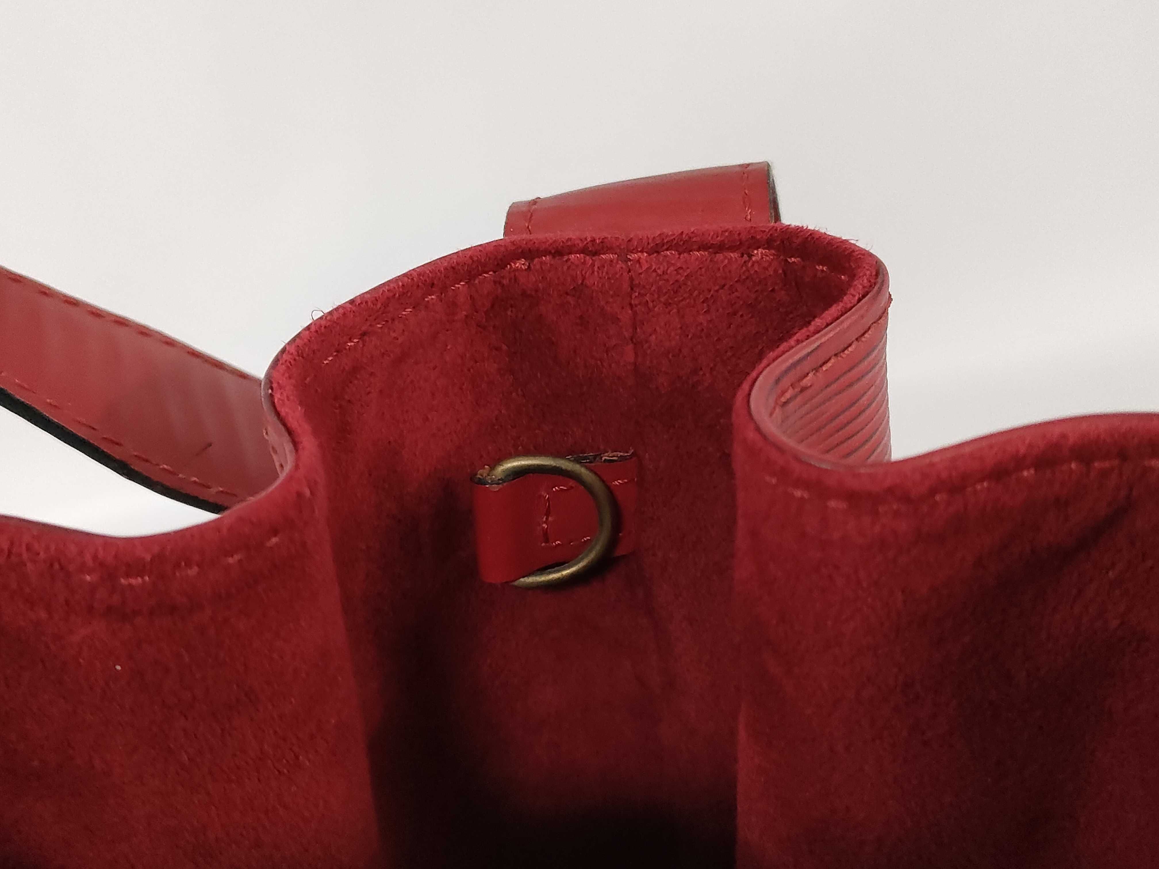Epi Sac Depaule PM Shoulder Bag — view 9