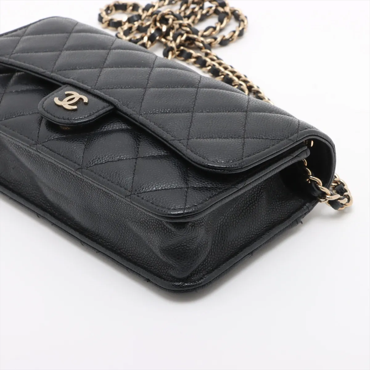 Matelasse Caviar Skin Chain Shoulder Bag Black Gold Hardware KEEPEUG8 Random Serial — view 3