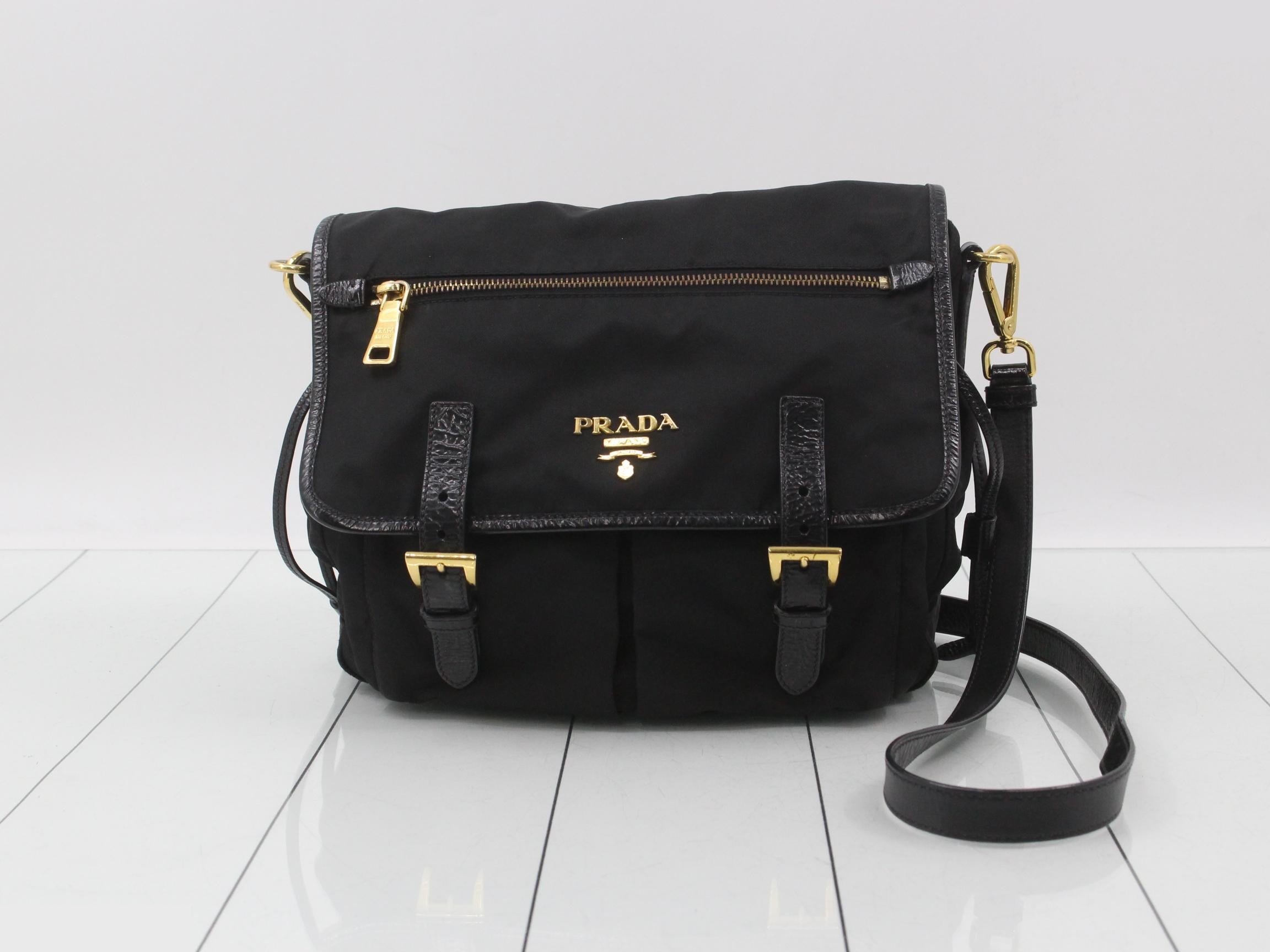Shoulder bag