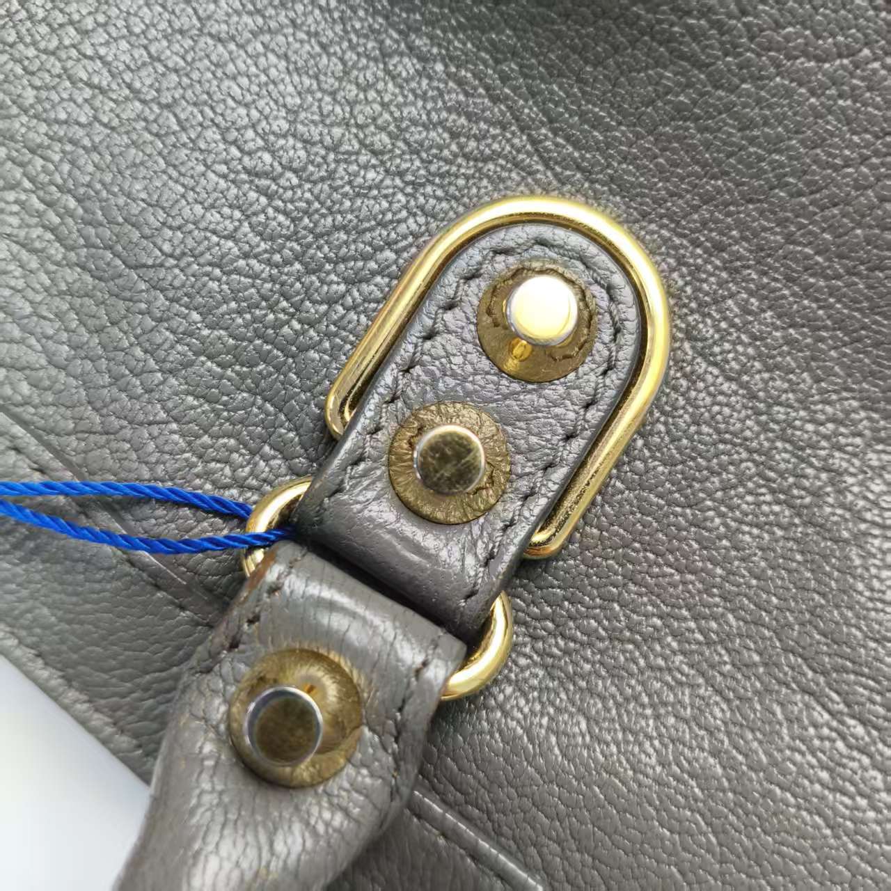 【*Shipped from: China*】BALENCIAGA Leather Shoulder Bag — view 12