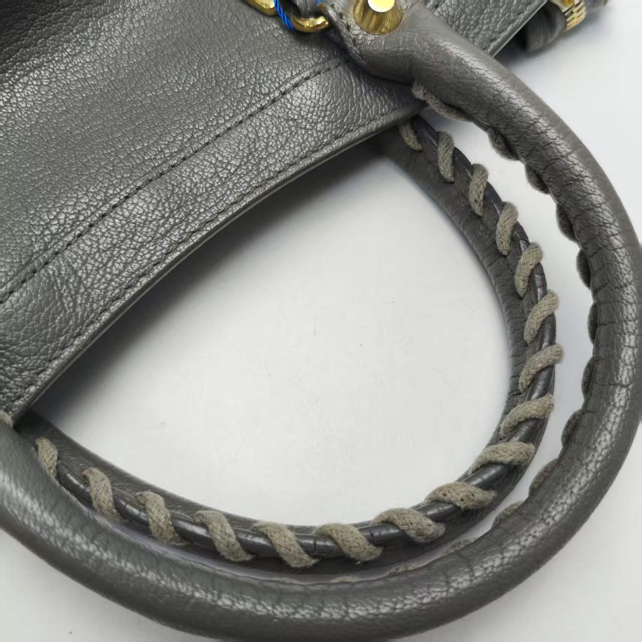 【*Shipped from: China*】BALENCIAGA Leather Shoulder Bag — view 10