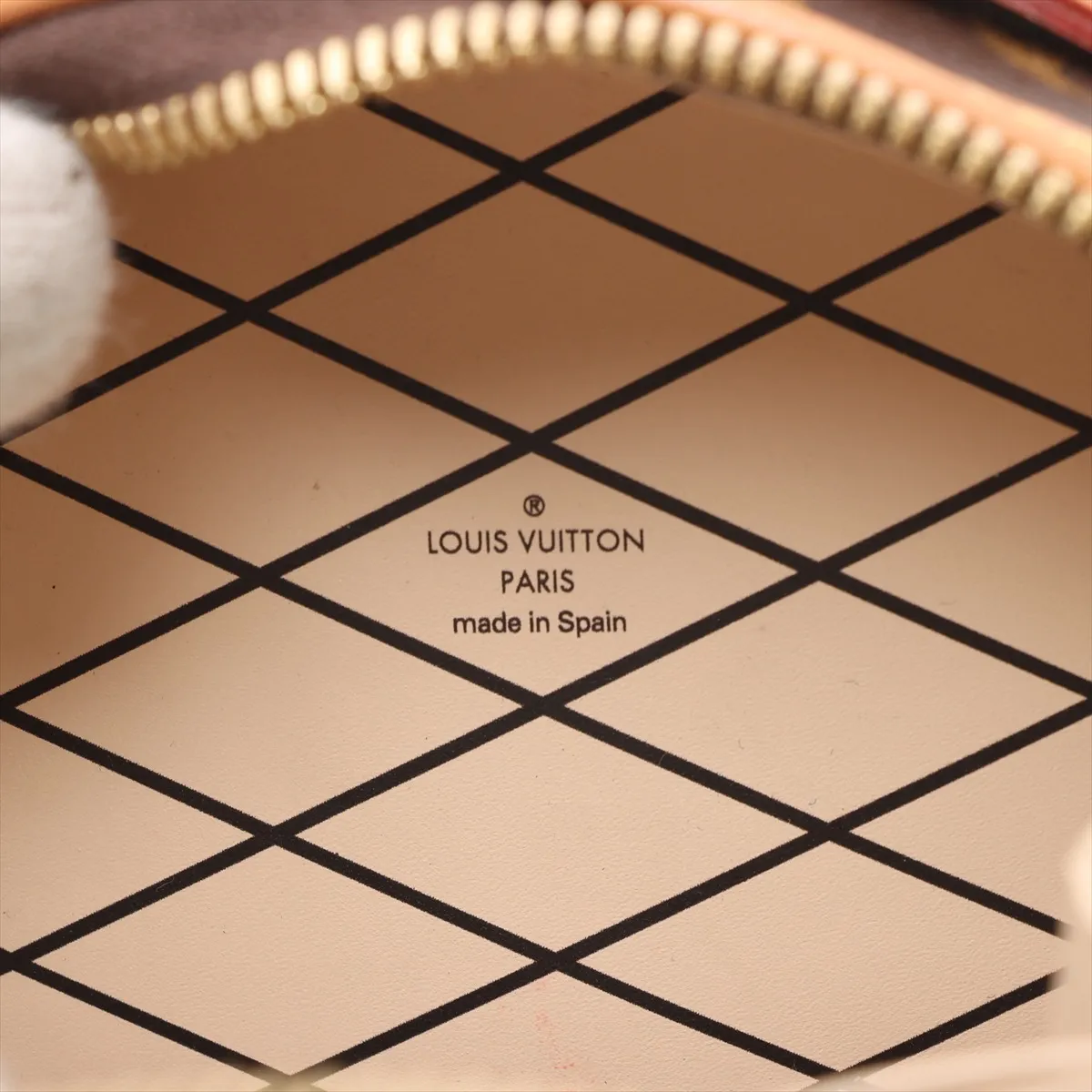 Monogram Mini Boite Chapeau M44699 Brown RFID reaction available — view 8