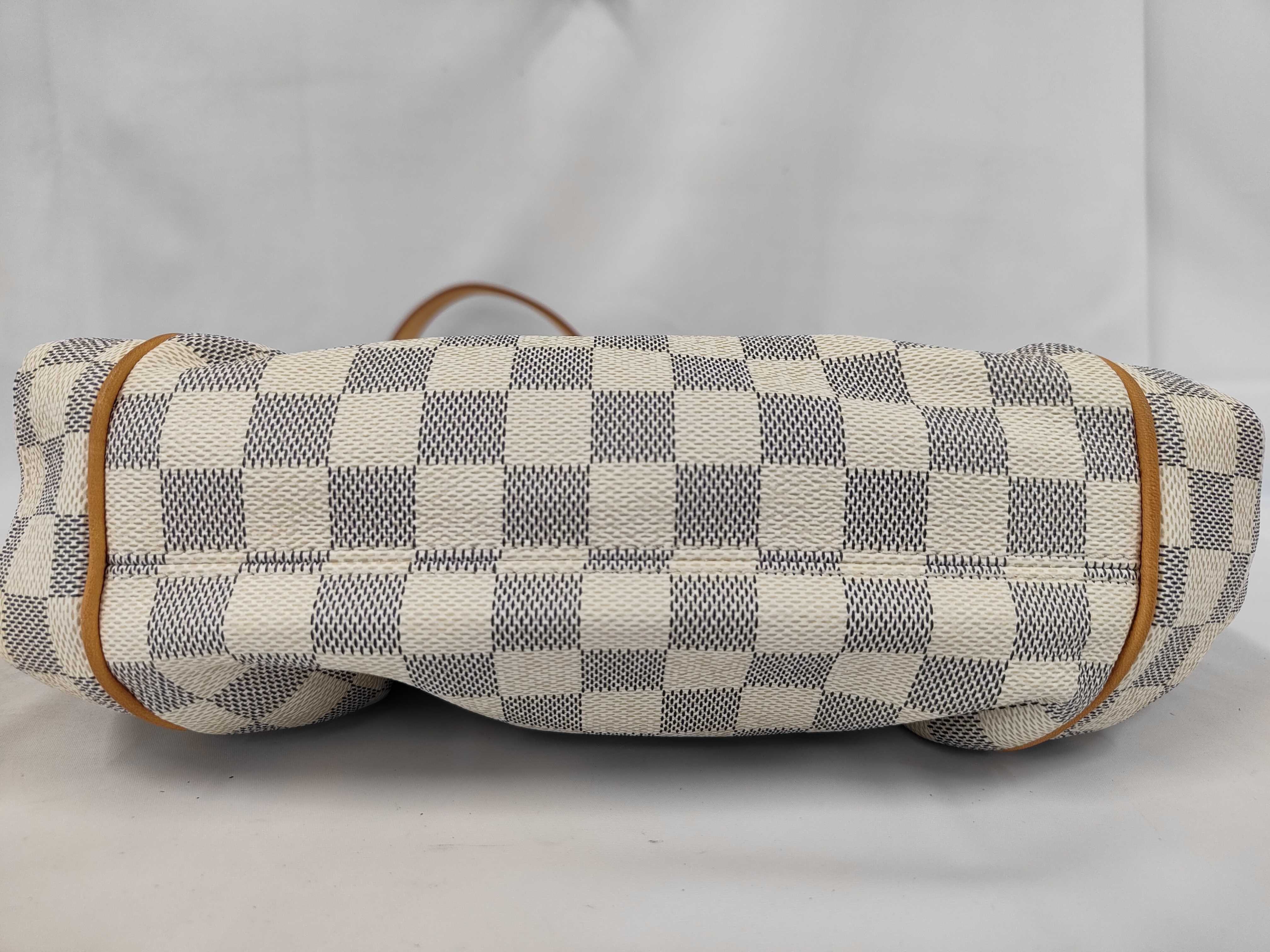 Damier Azur Totally MM Handbag N41279 — view 4