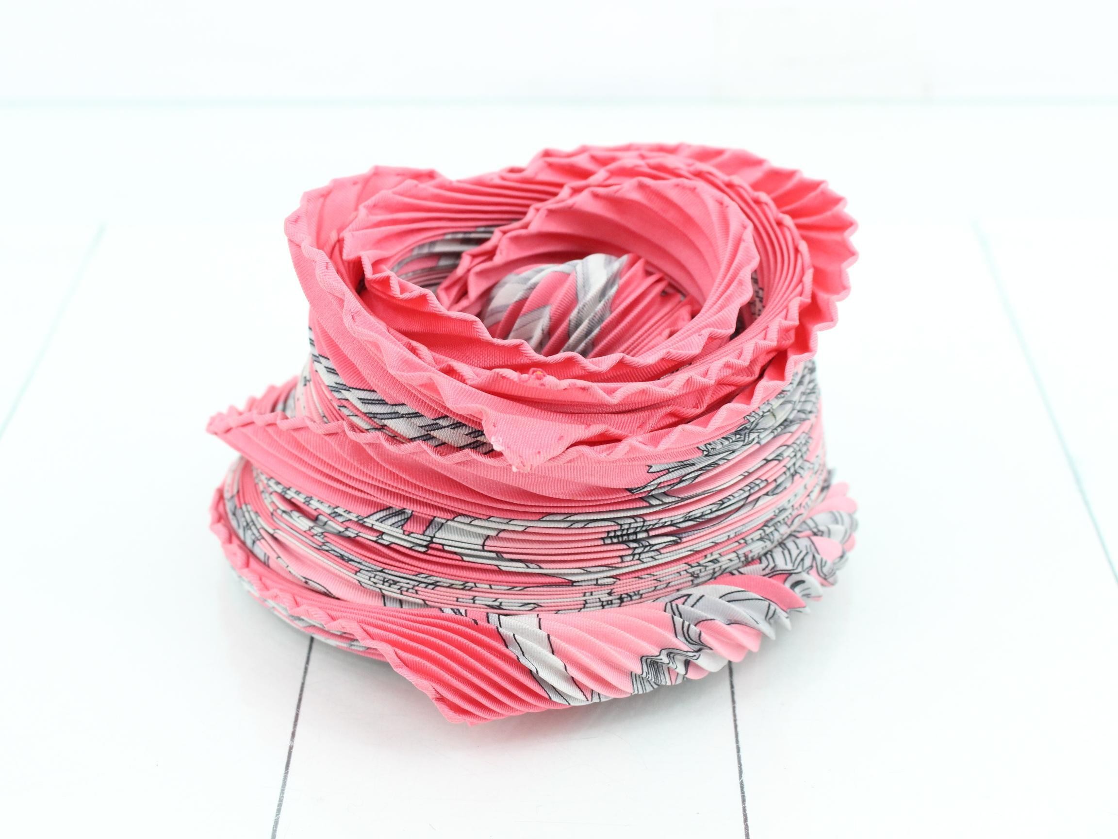 Carre 90 Scarf — view 2