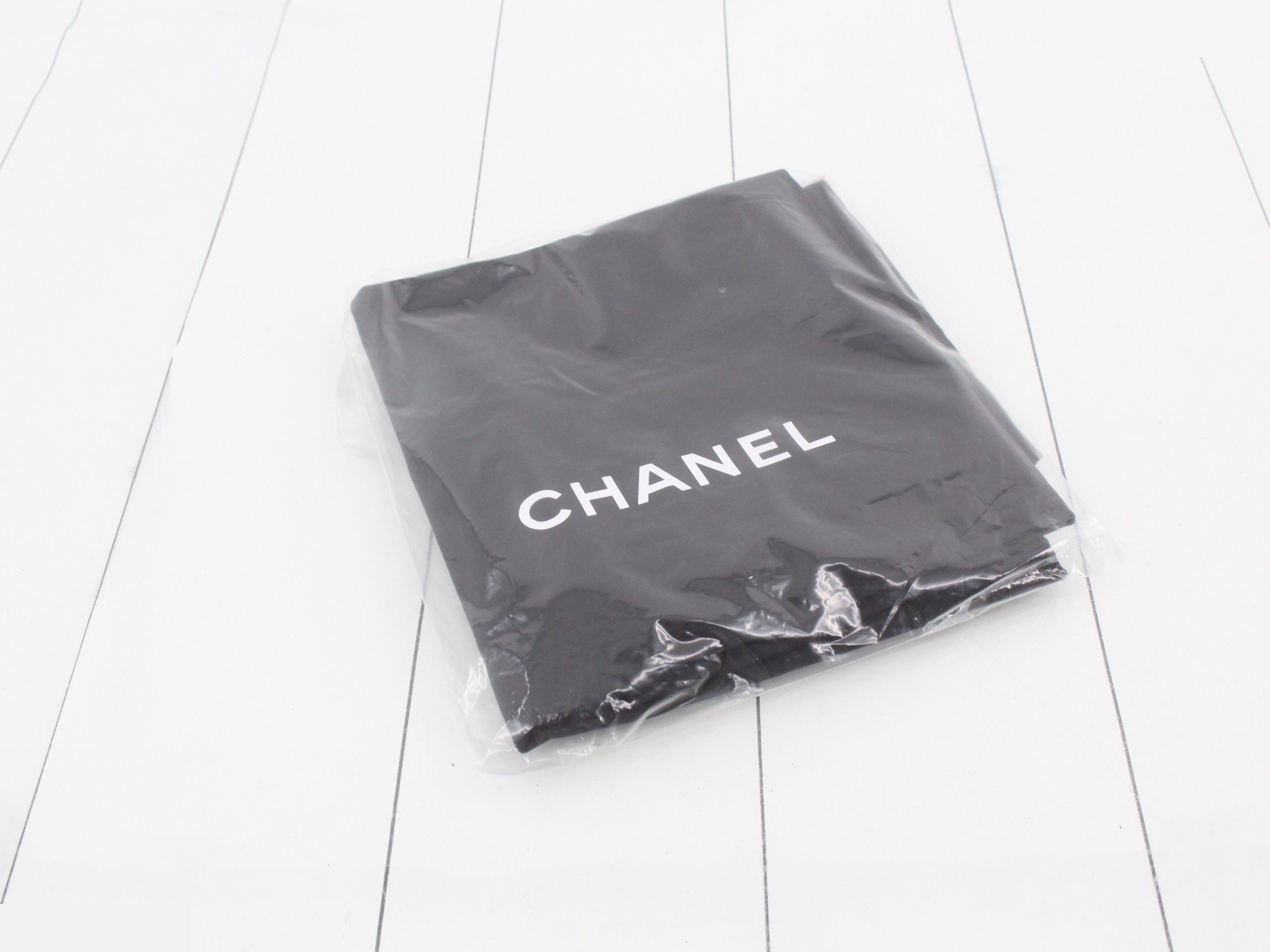 Maxi Chain Shoulder Bag with Plate — view 7
