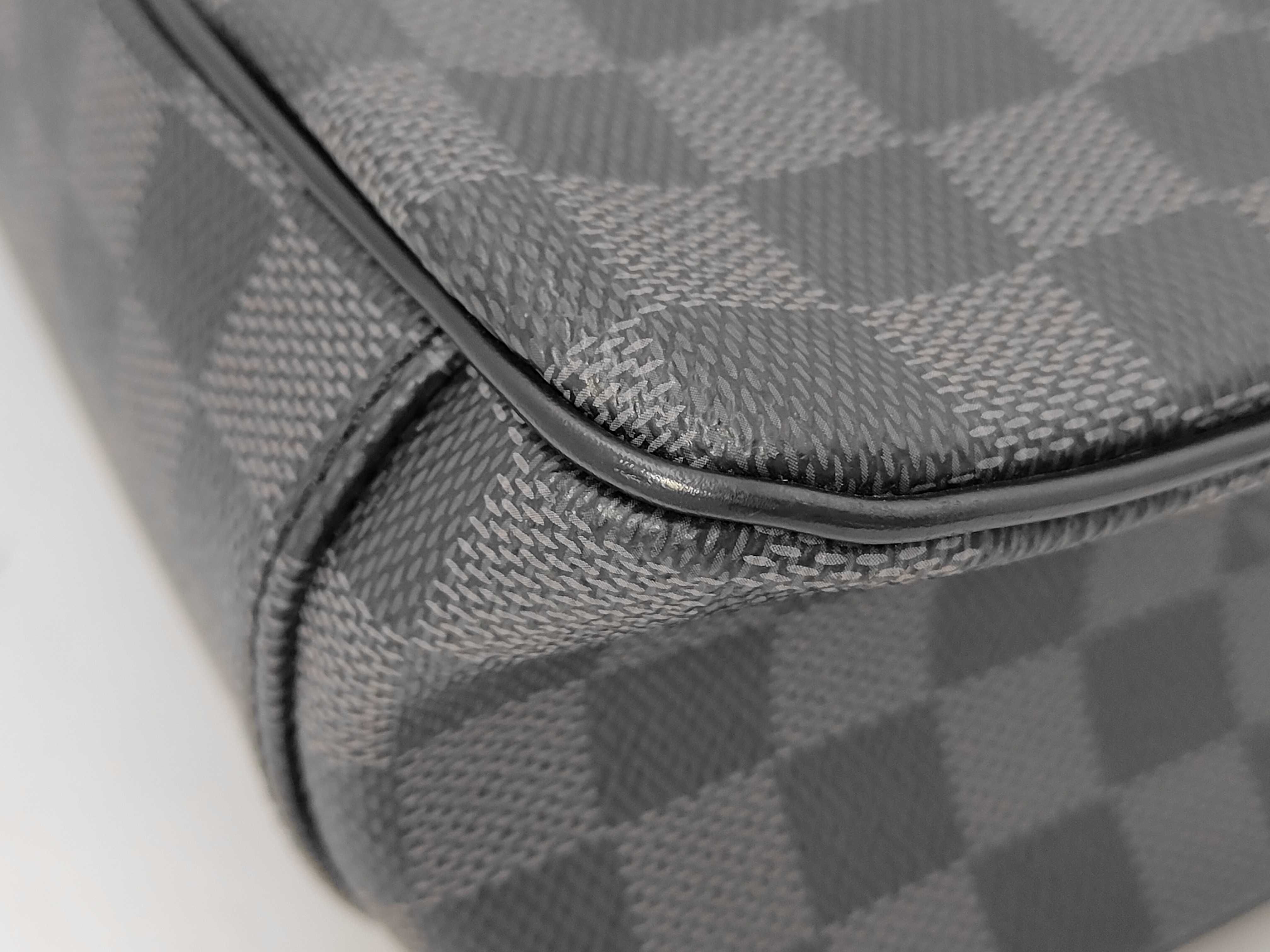 Damier Graphite KV Damier Graphite Tadao PM N41259 DU4173 Tote Bag — view 7