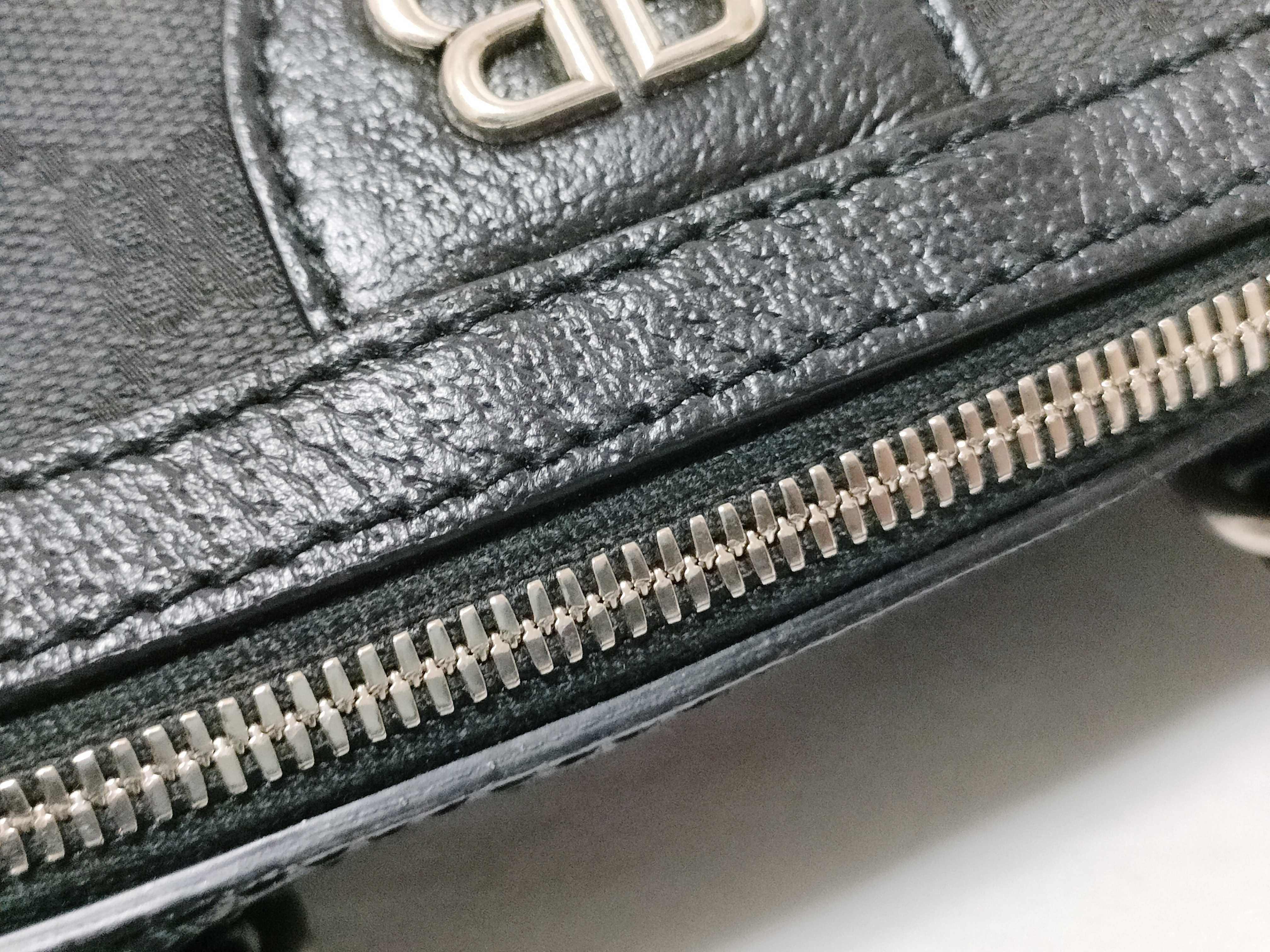 × GUCCI The Hacker Project 680123 BB Monogram Mini Boston Bag Black Handbag — view 7