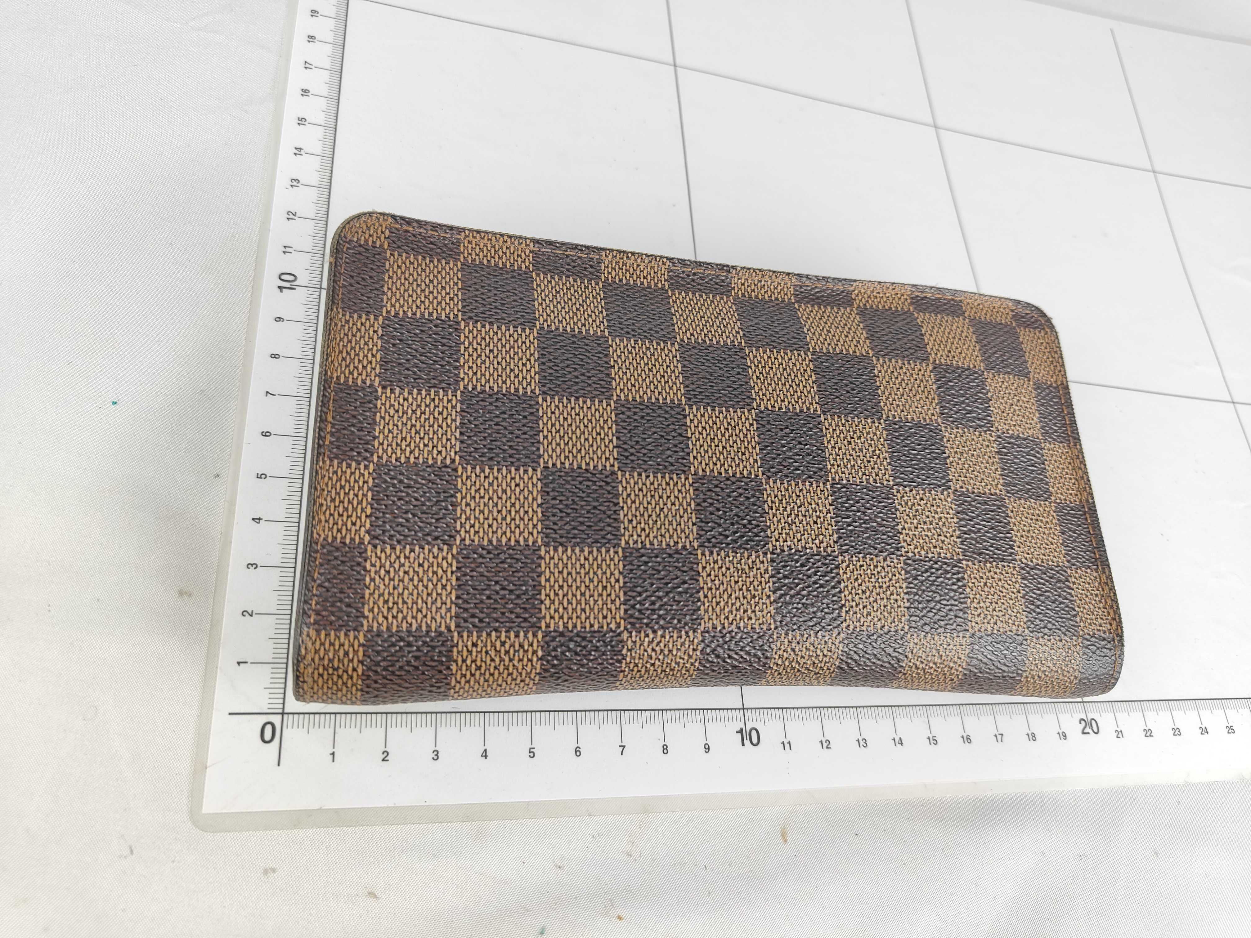 Damier Portemonnaie Zip Wallet — view 2