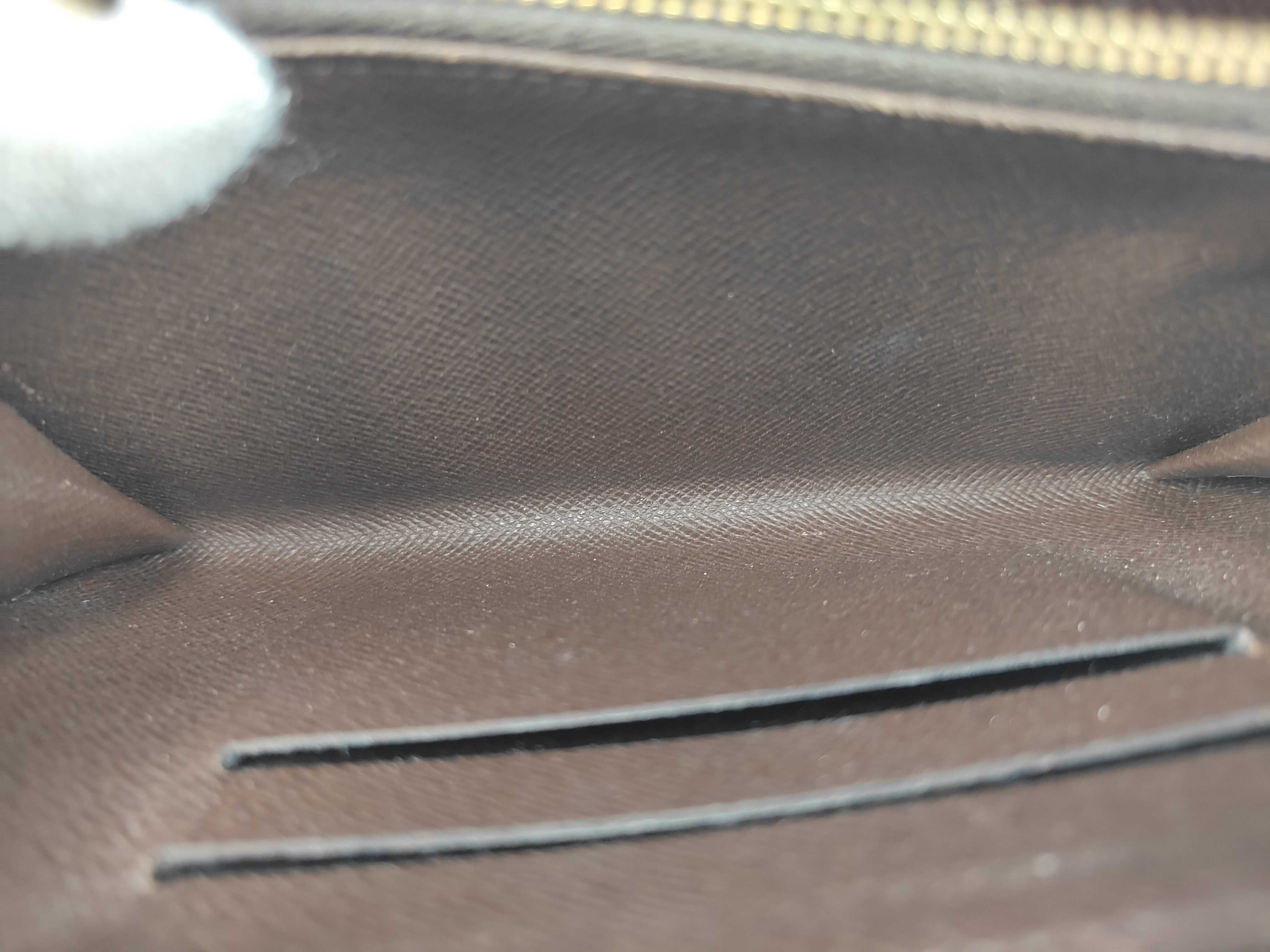 Damier Portemonnaie Zip Wallet — view 12