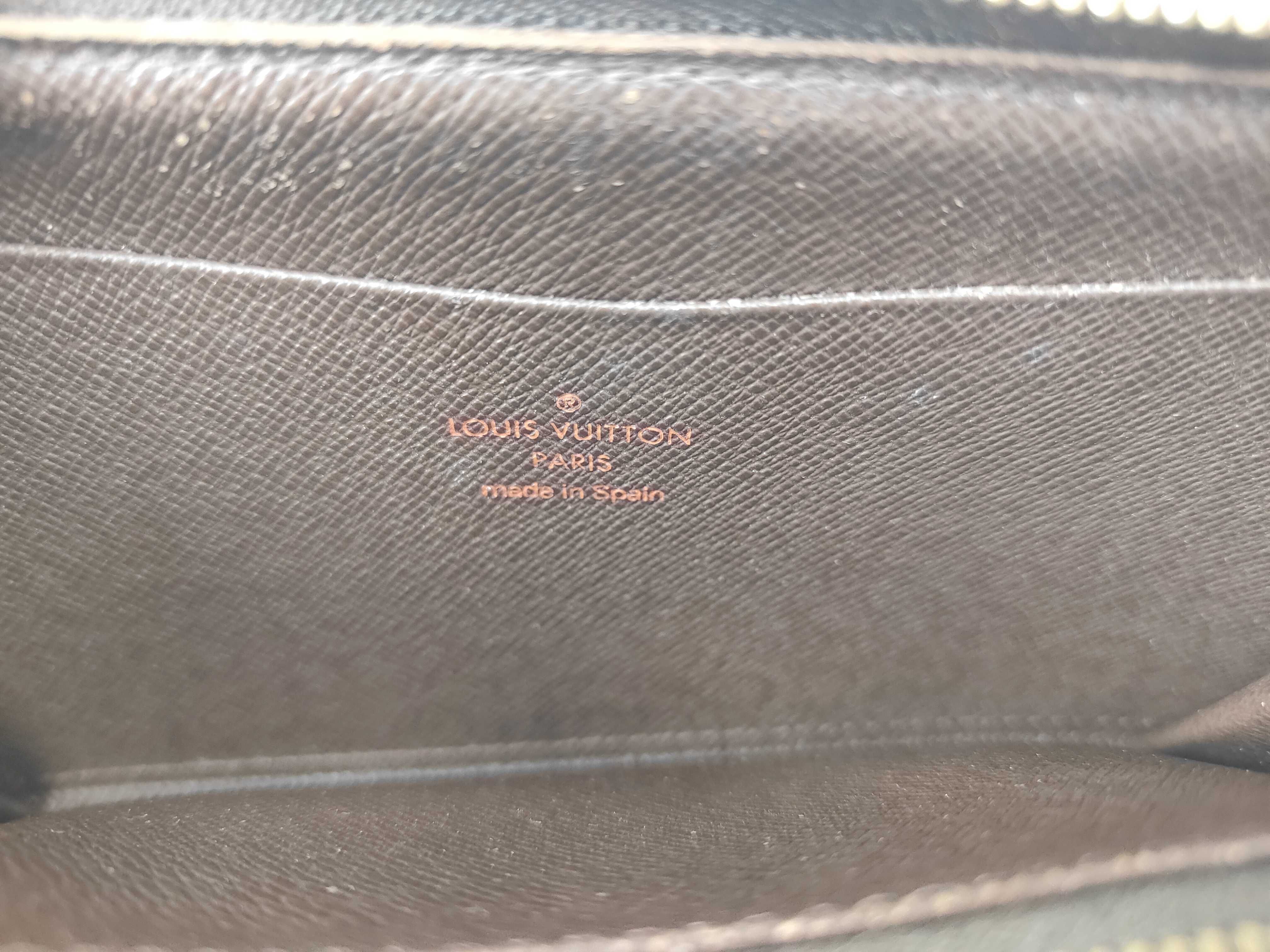 Damier Portemonnaie Zip Wallet — view 14