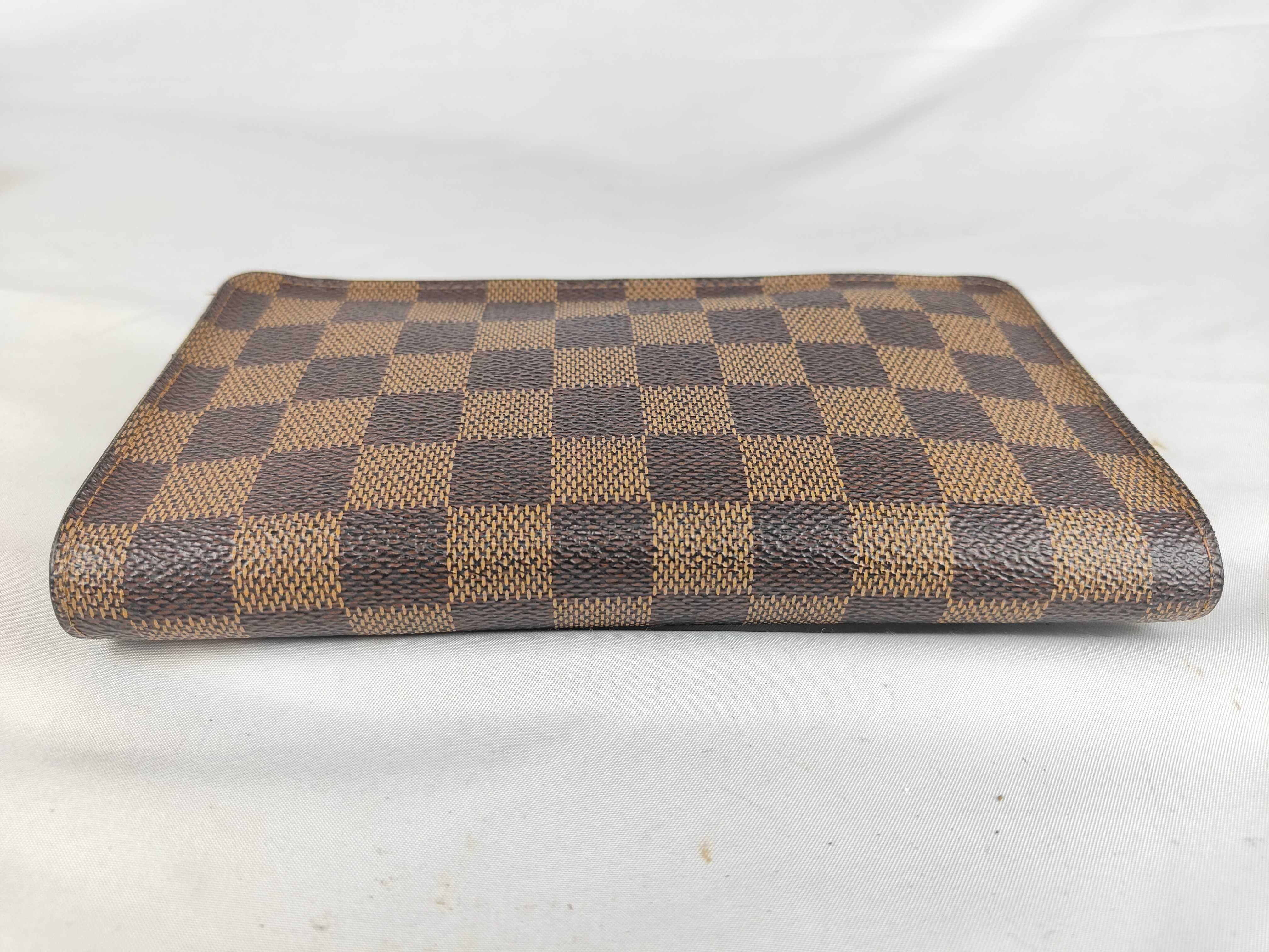 Damier Portemonnaie Zip Wallet — view 3