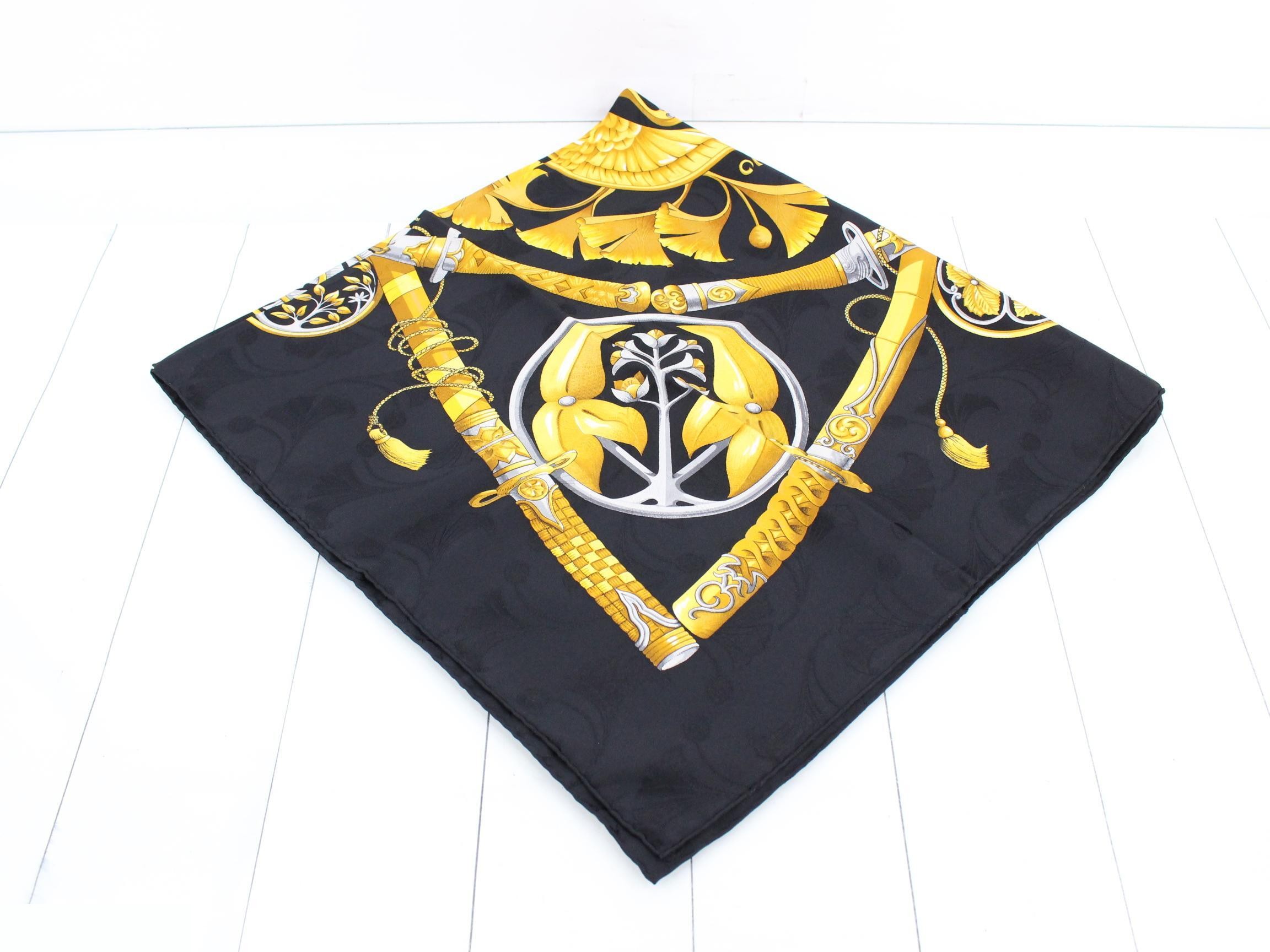 Carre 90 Scarf — view 2