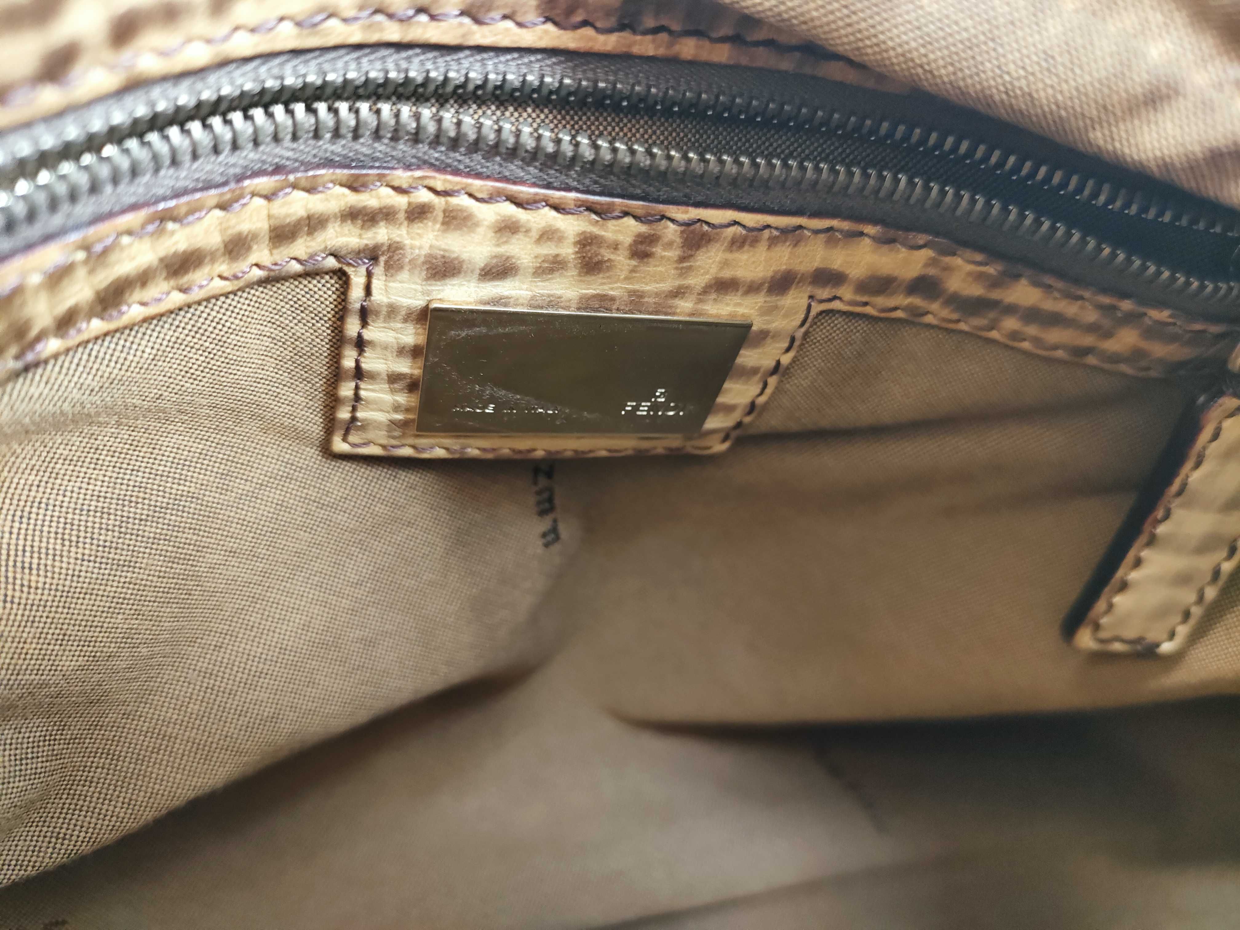 shoulder bag — view 11