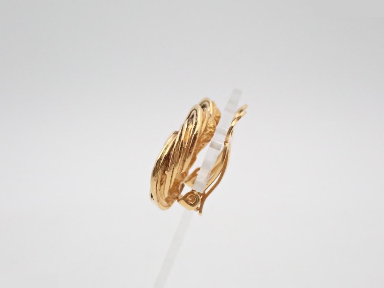 earrings — view 3