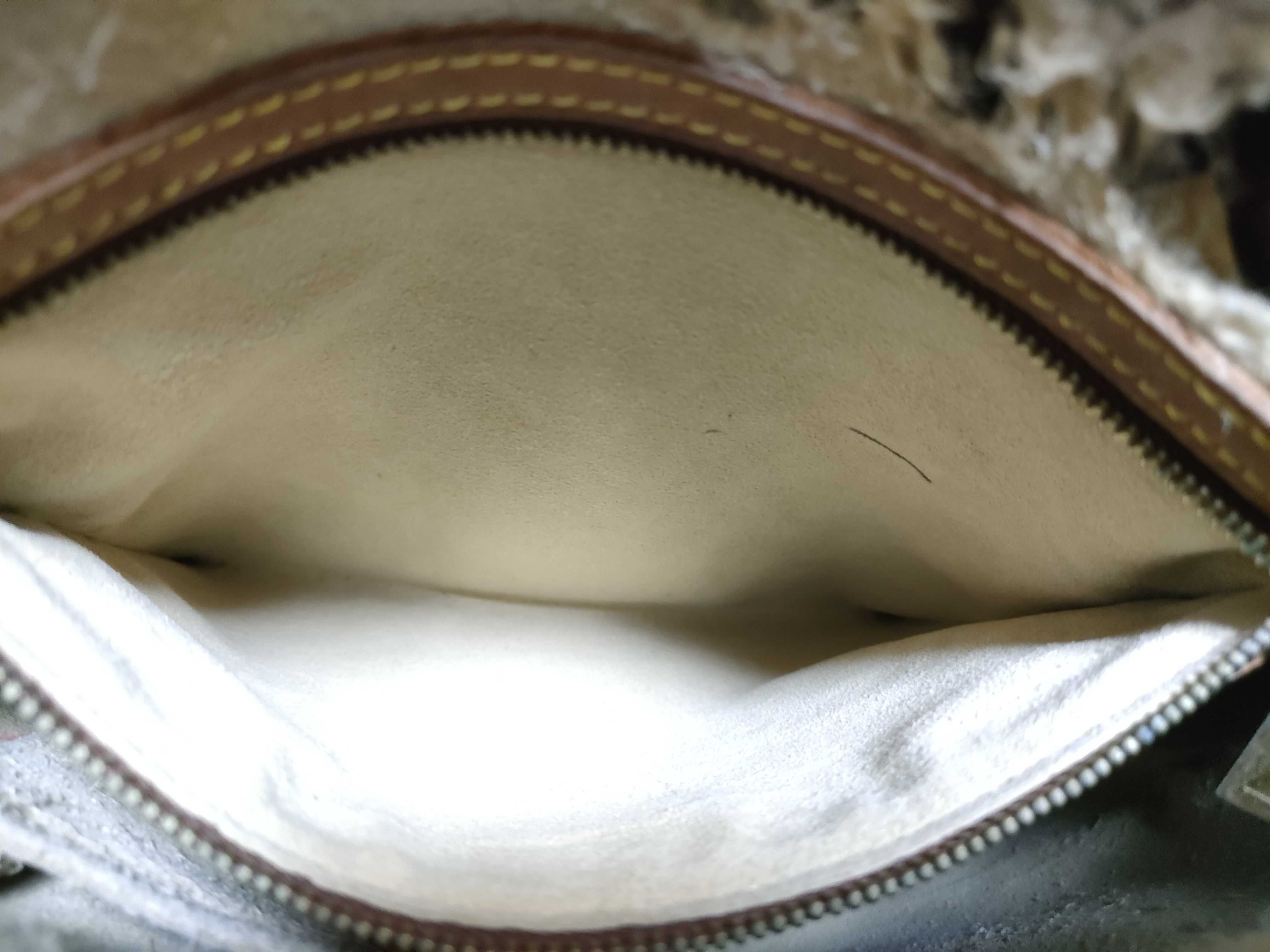 Monogram M51145 Looping GM Shoulder Bag — view 11
