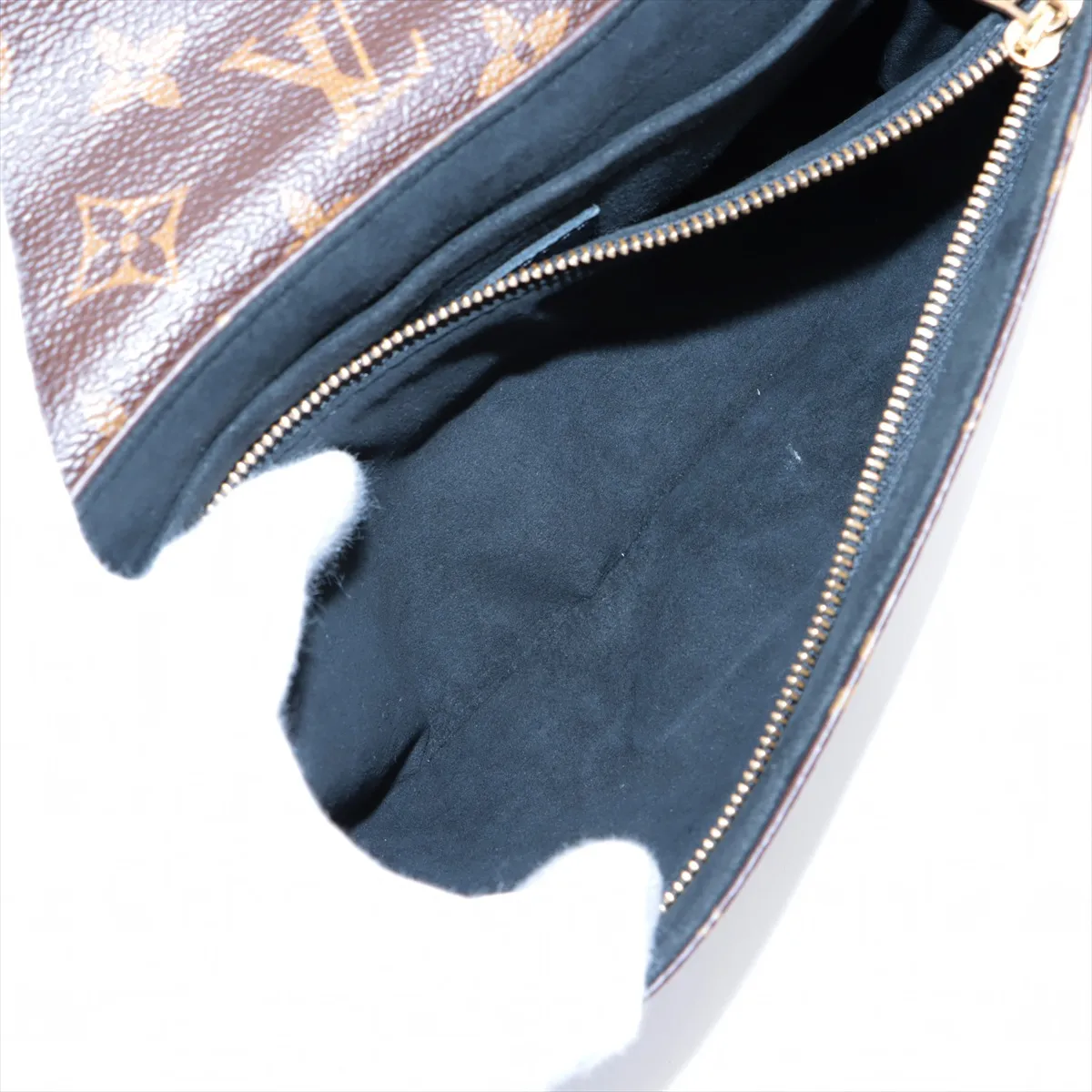 Monogram x Taurillon Saint-Placide M43714 Brown x Black RFID reaction available — view 8