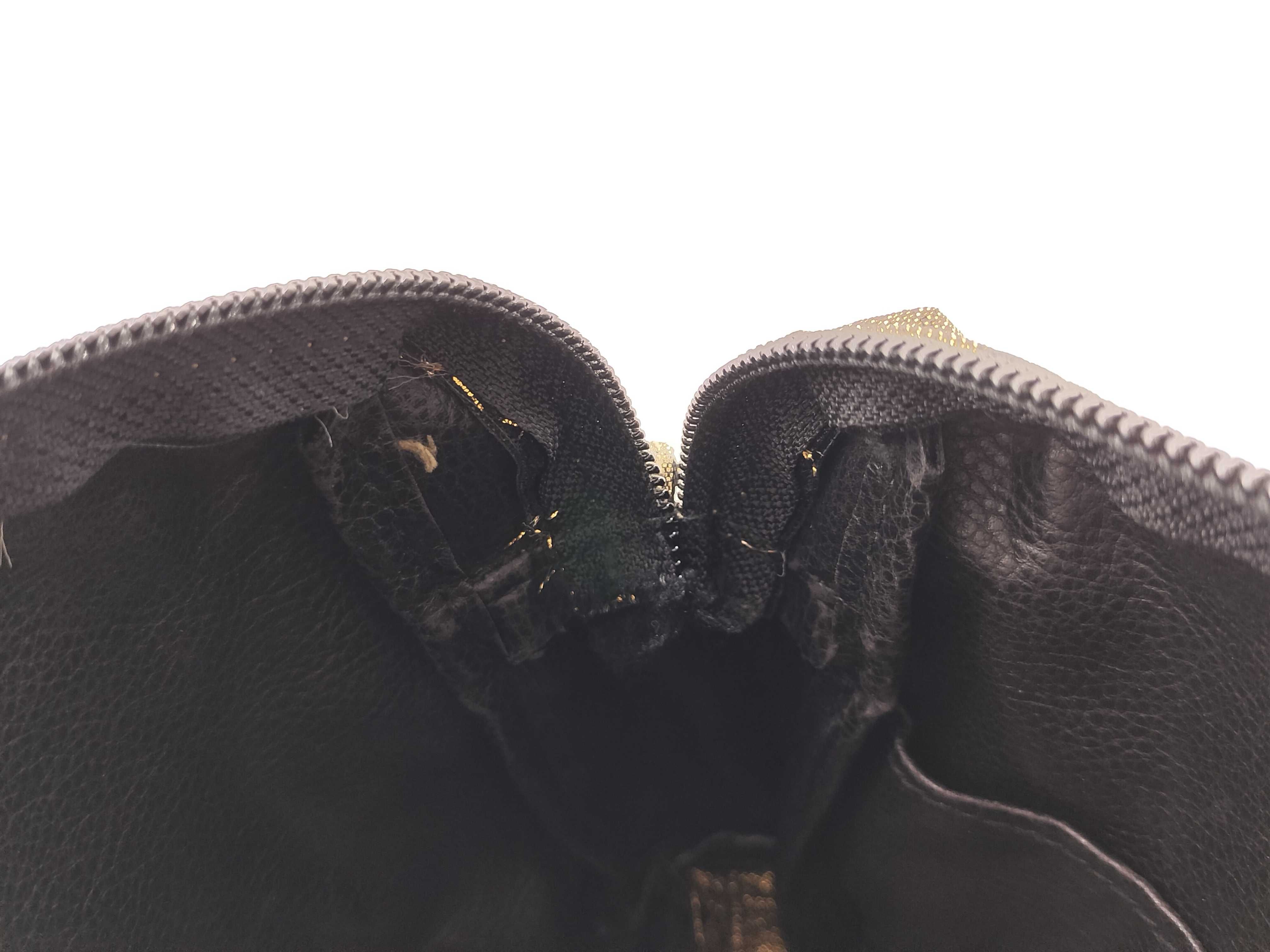 Pecan Pattern Fendi Shoulder Bag Canvas Black Gold Shoulder Bag — view 11
