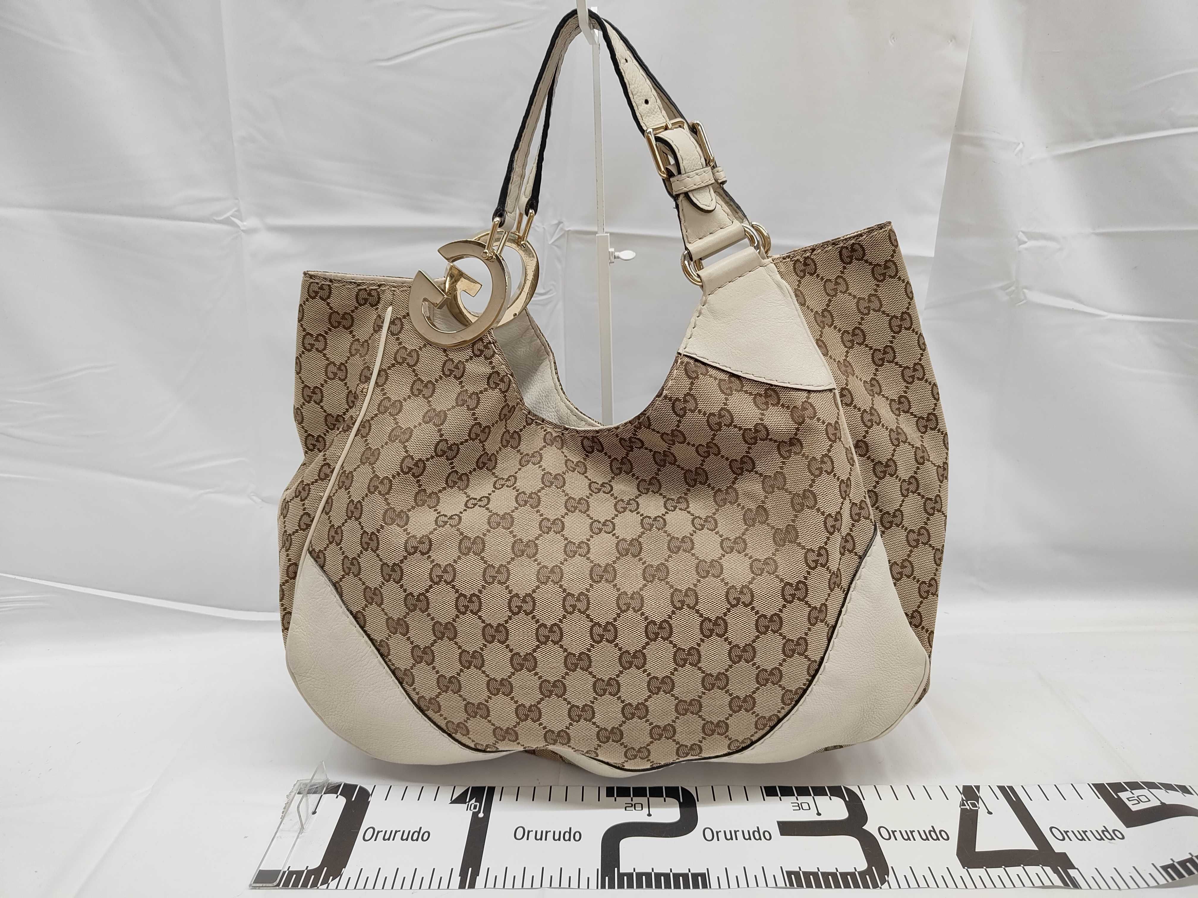 GG Canvas Charlotte Interlocking Hobo Bag Handbag — view 2