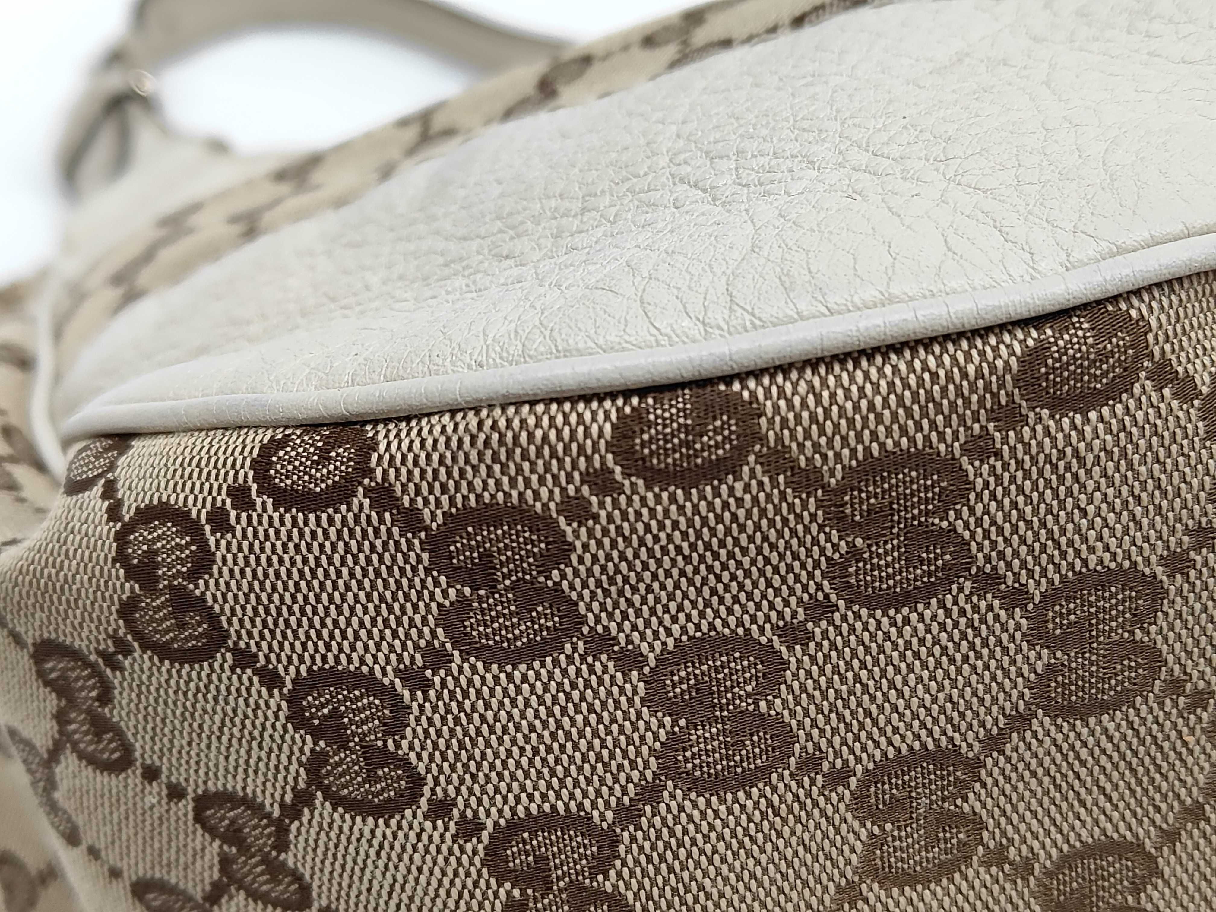 GG Canvas Charlotte Interlocking Hobo Bag Handbag — view 6