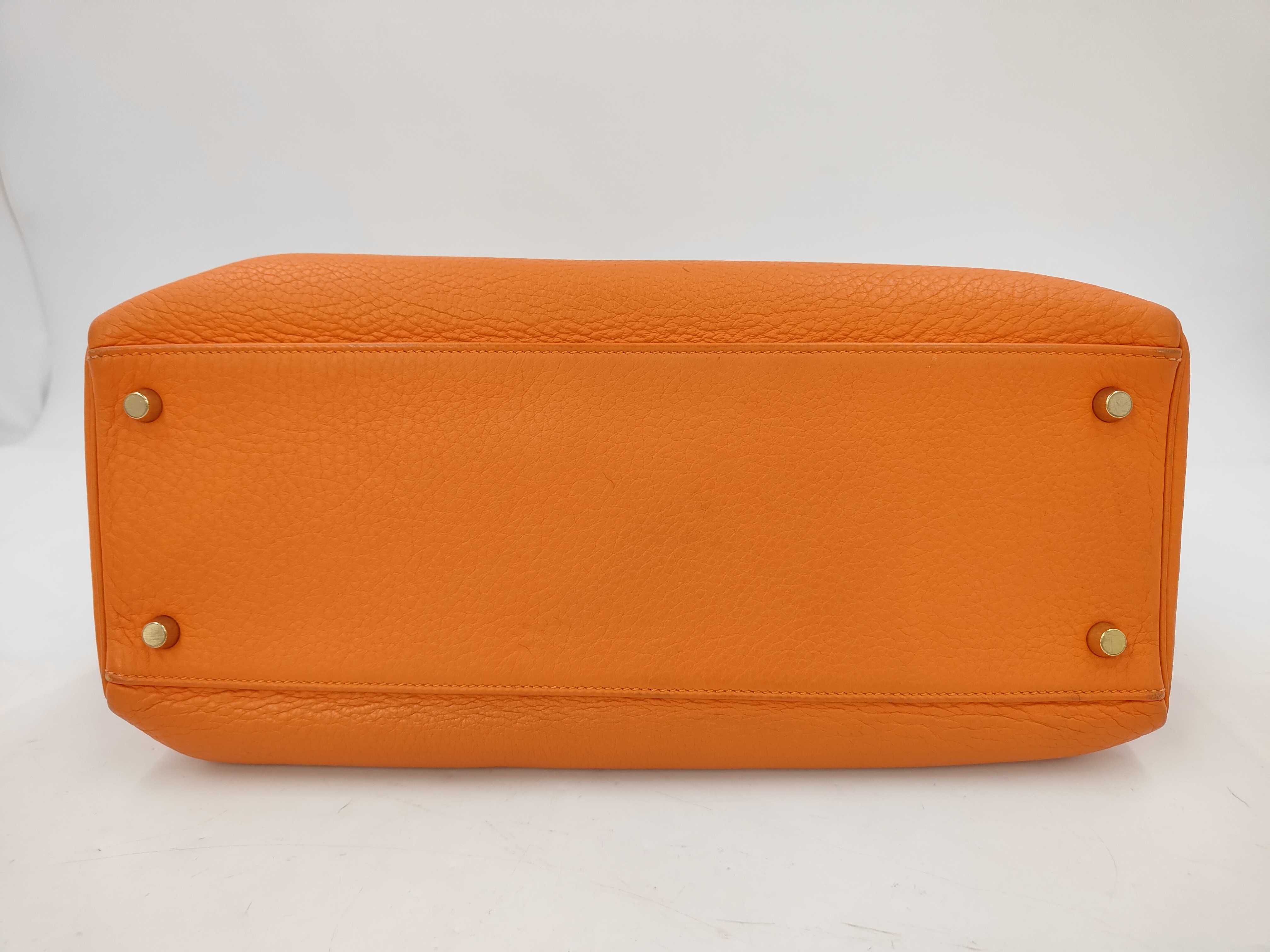 Kelly 35 Togo Orange Handbag — view 6