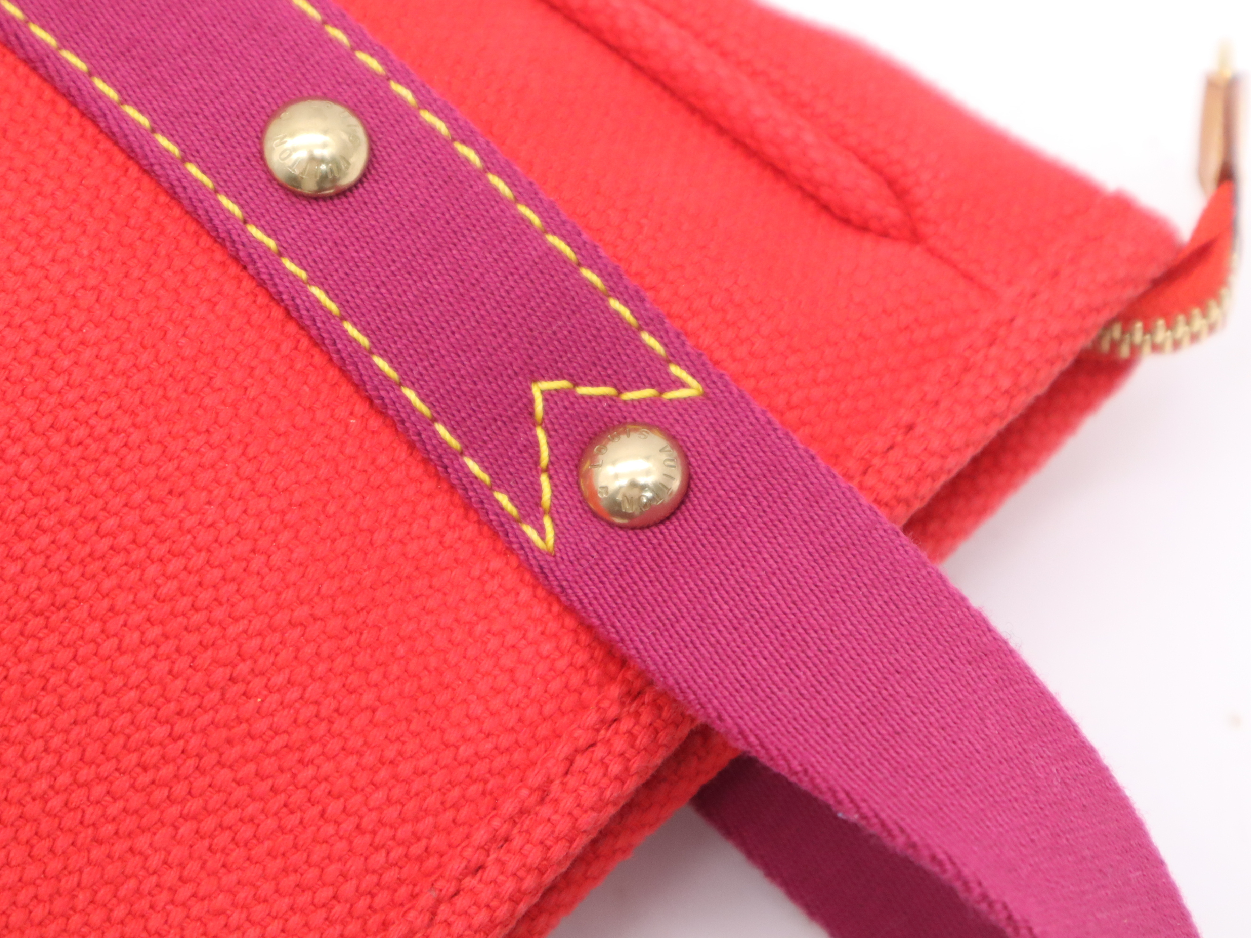 M40037 Antigua Cabas PM Rouge Handbag — view 8