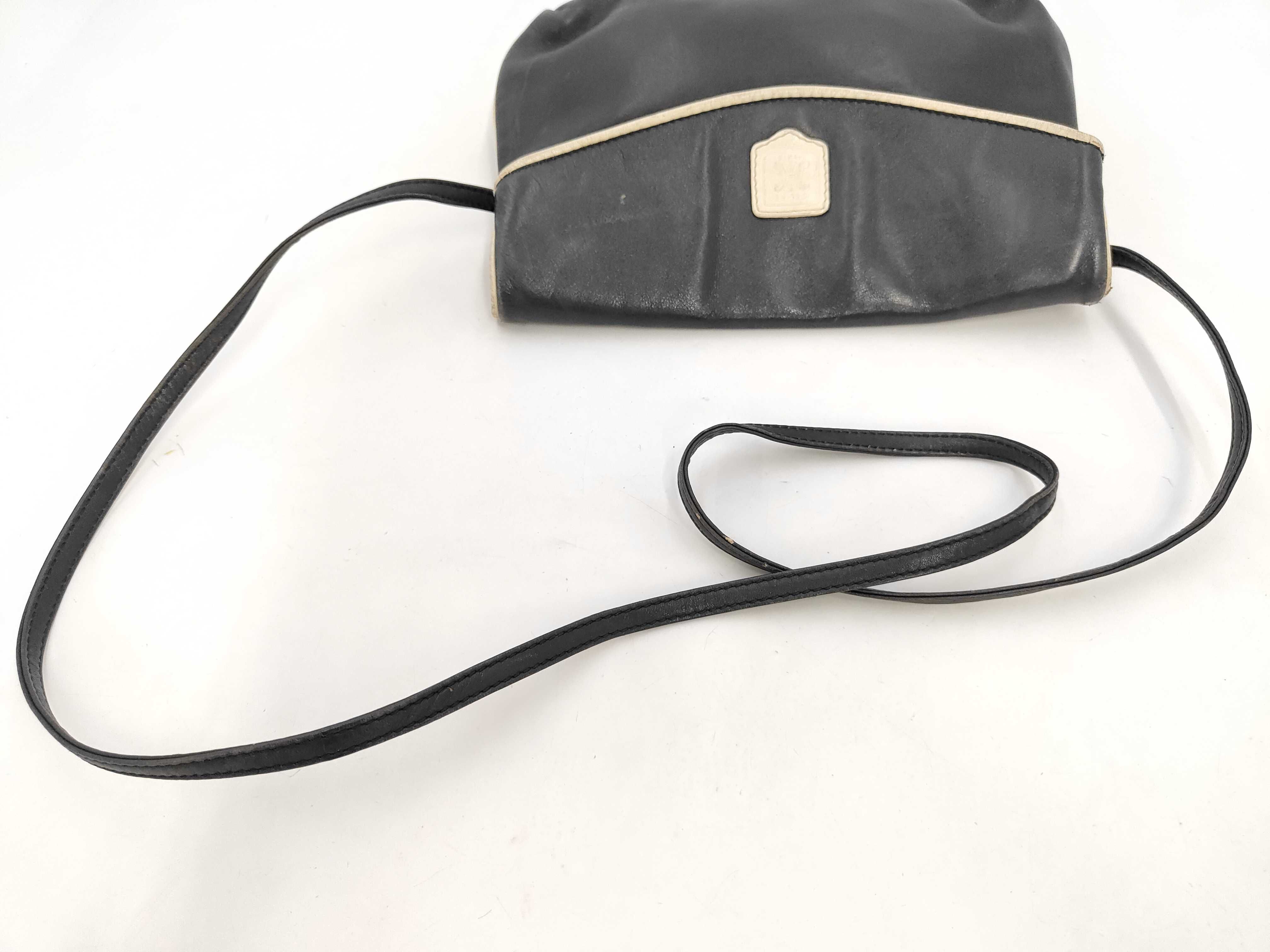 shoulder bag — view 5