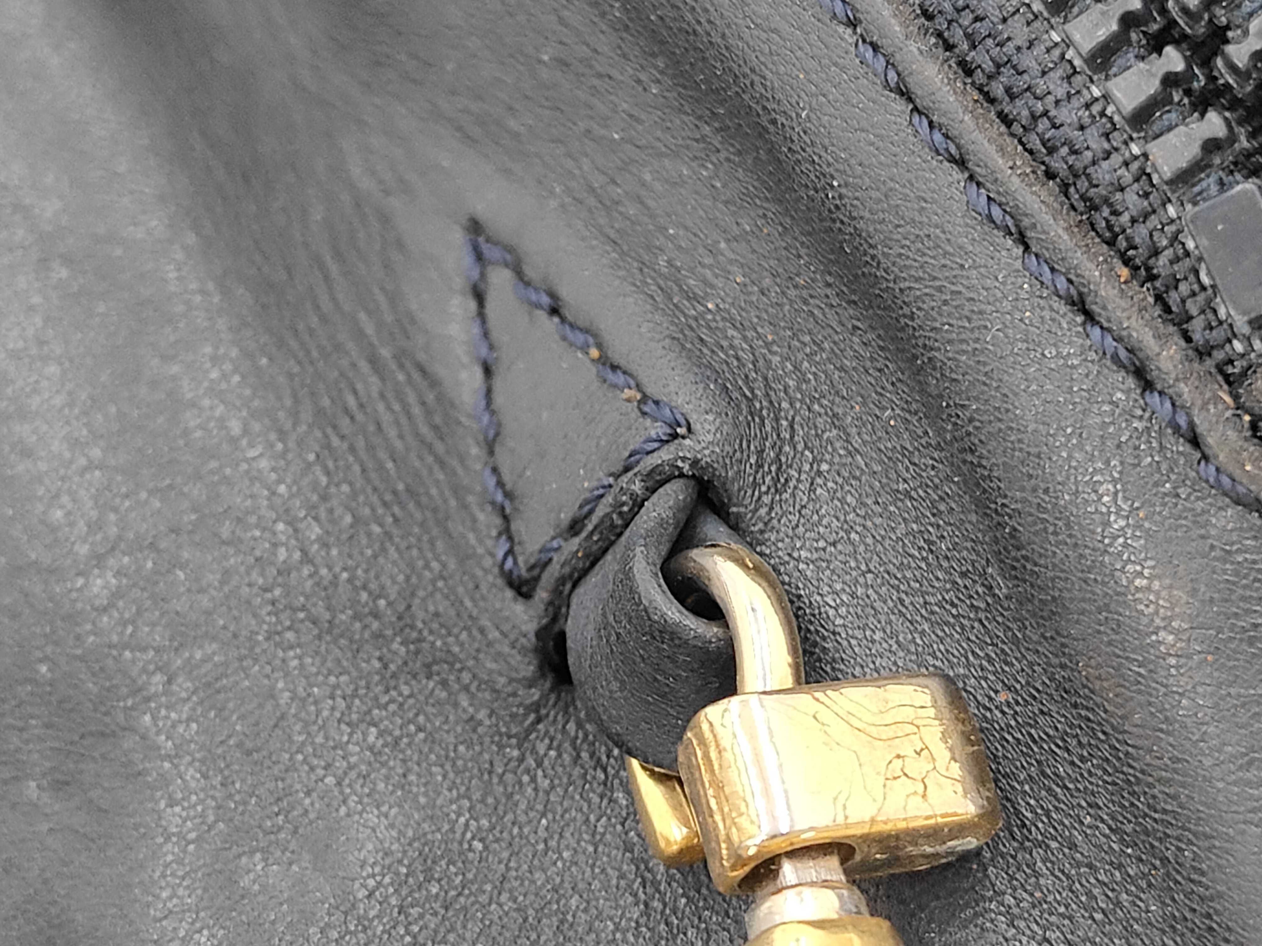 shoulder bag — view 6
