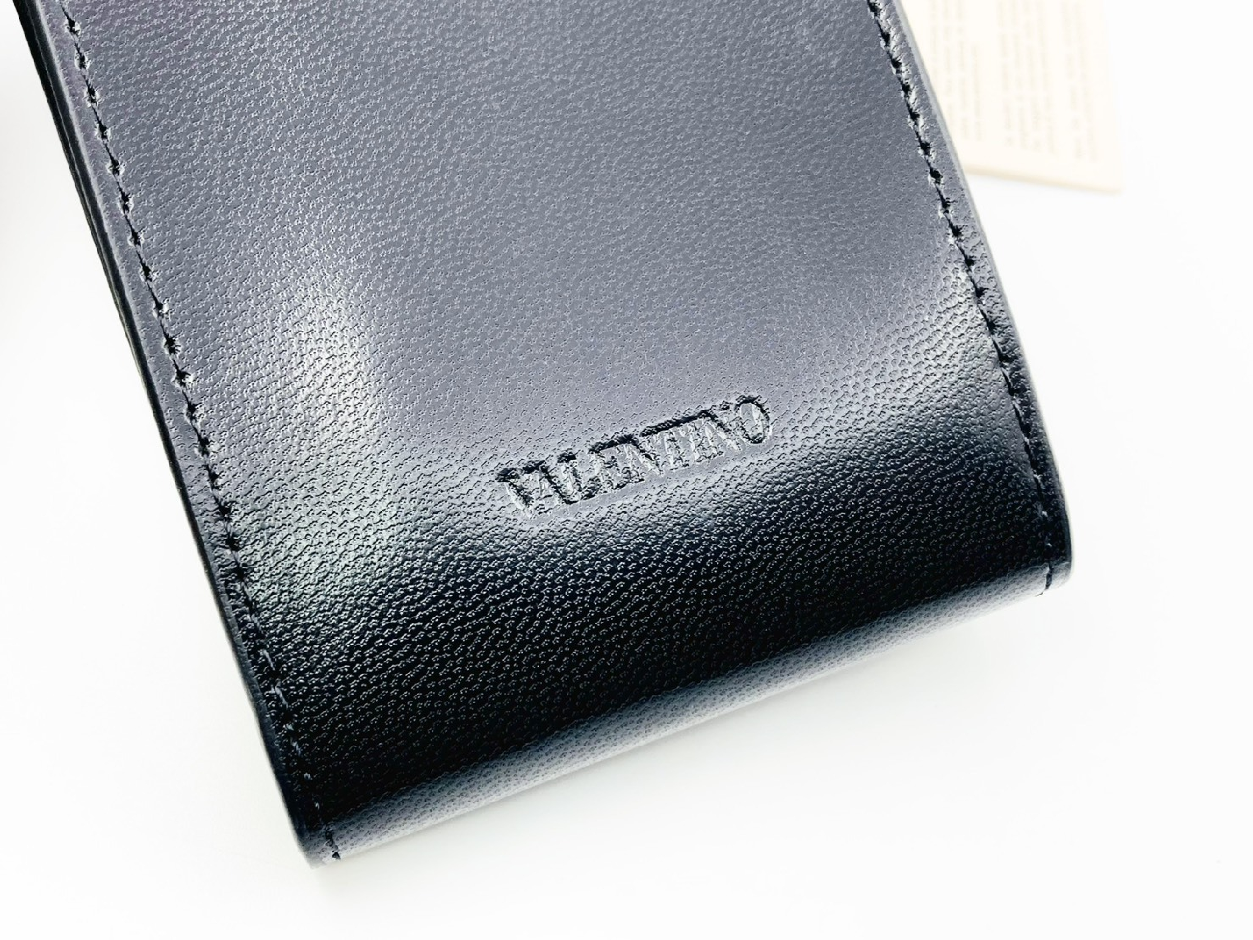 V-logo shoulder pouch/pochette, black shoulder bag — view 5