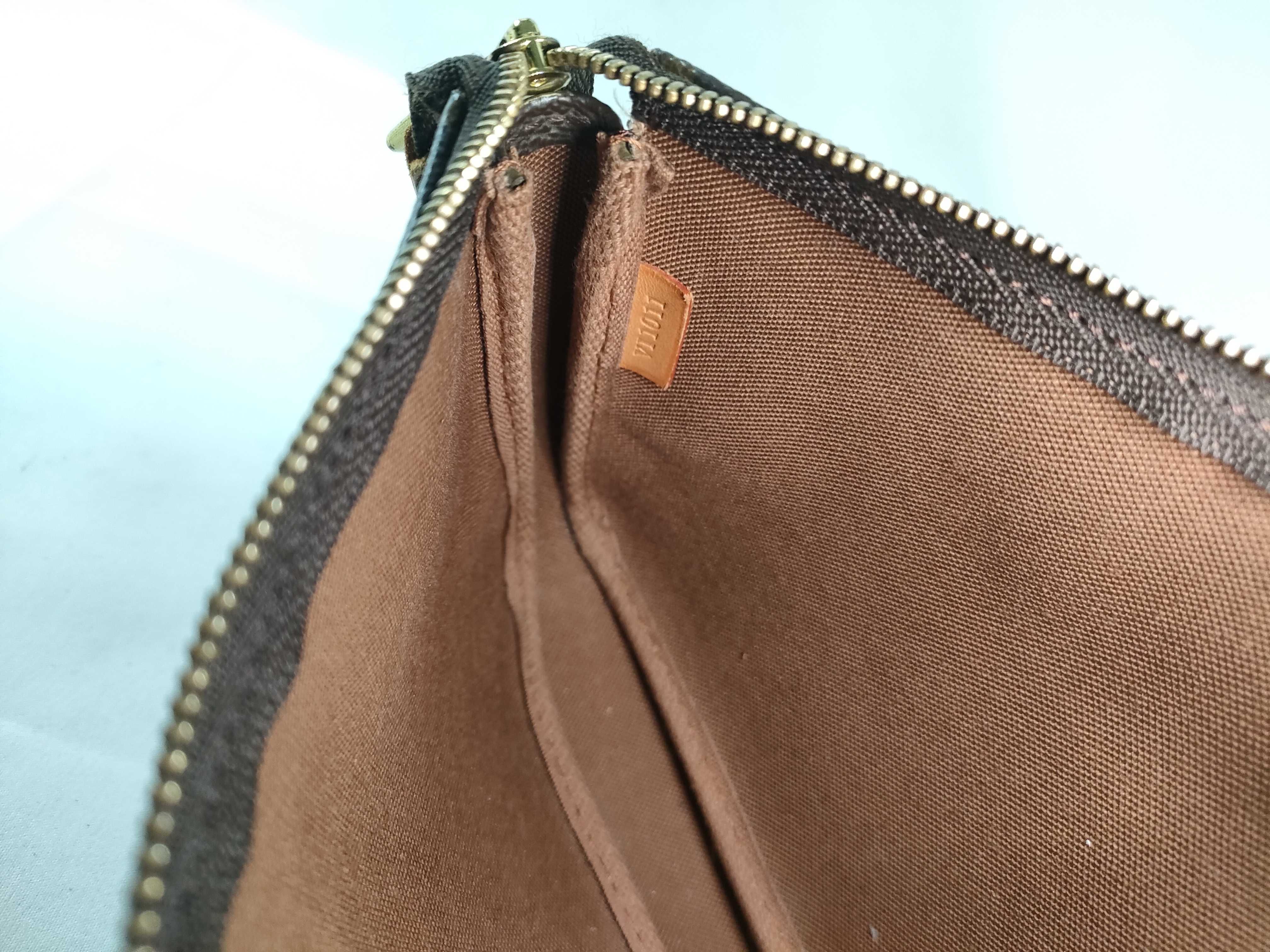 Monogram Pochette Accessoires VI1011 Tote Bag — view 12