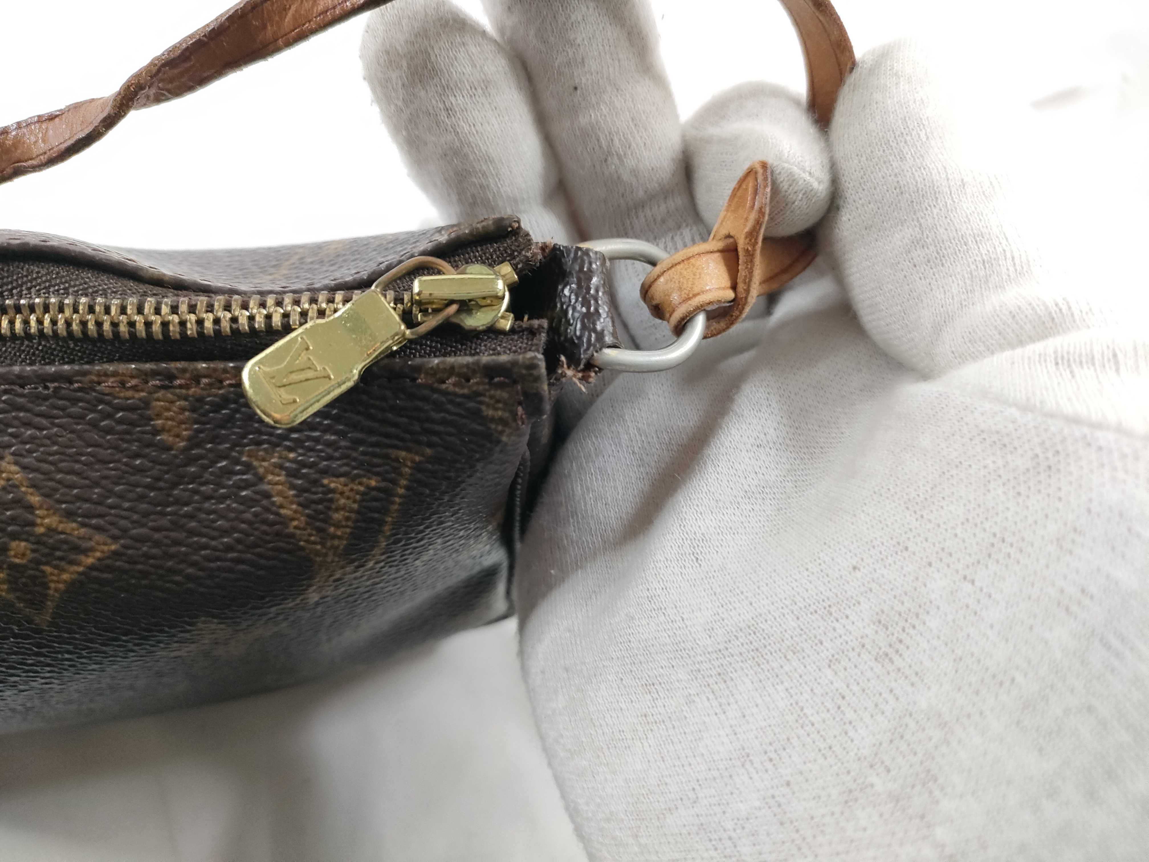 Monogram Pochette Accessoires VI1011 Tote Bag — view 9