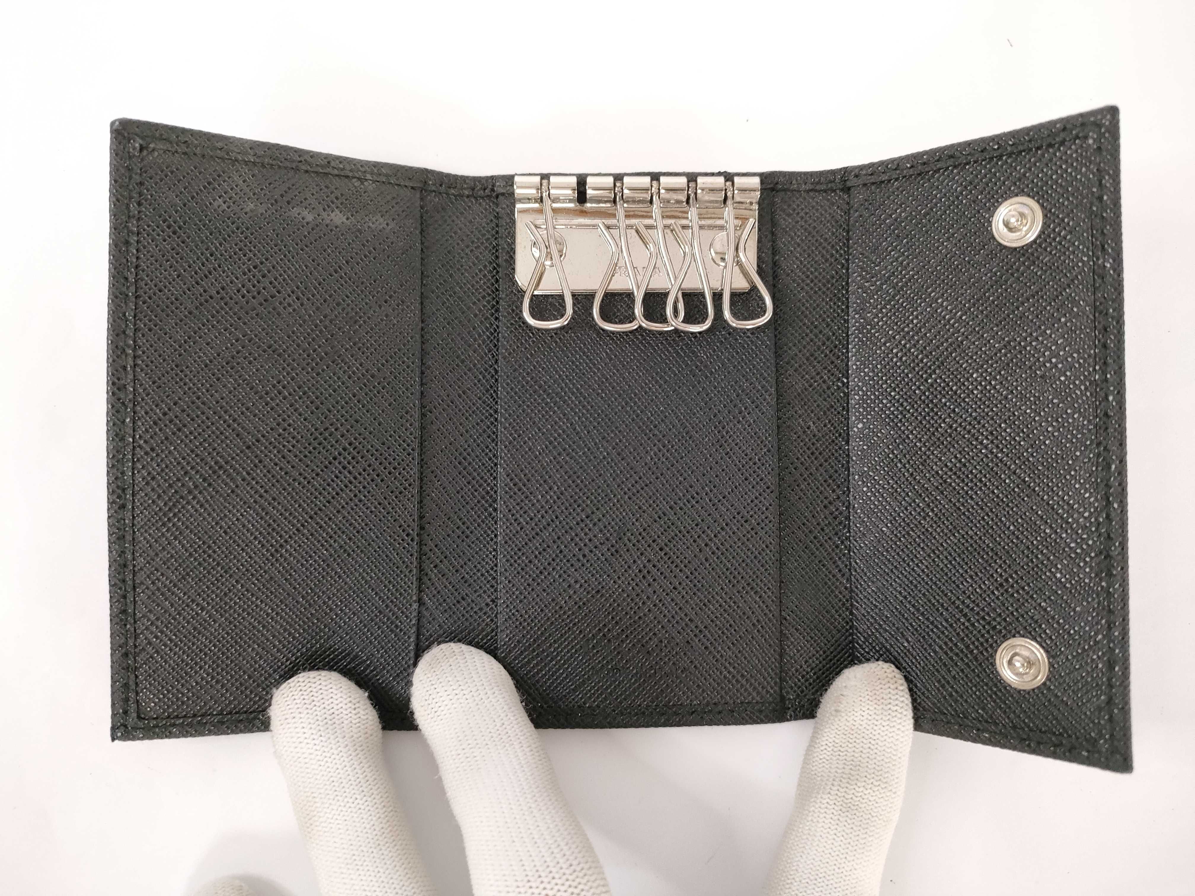 2PG222 Prada Saffiano Key Case — view 7