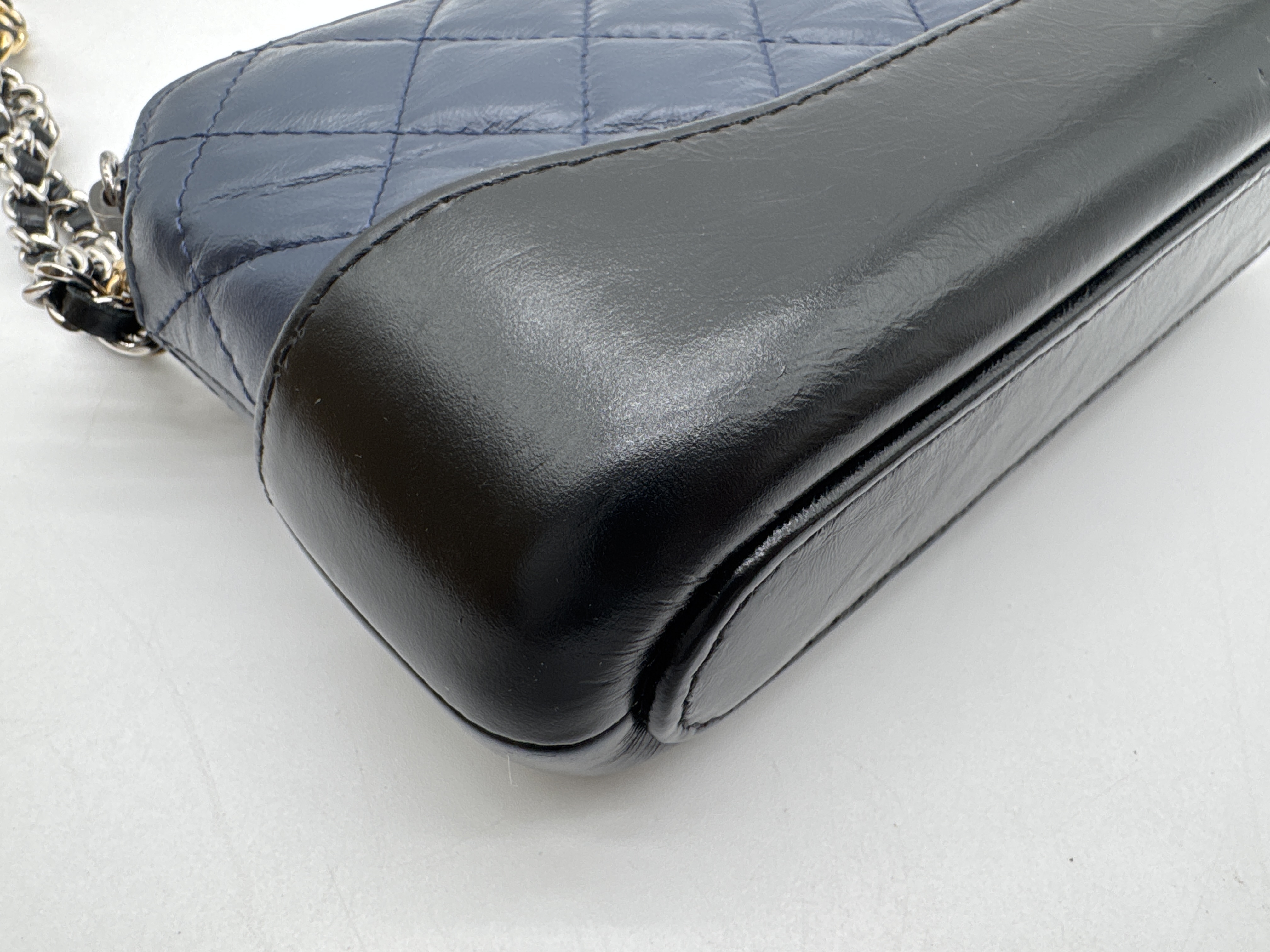Gabrielle de Shoulder Bag — view 8