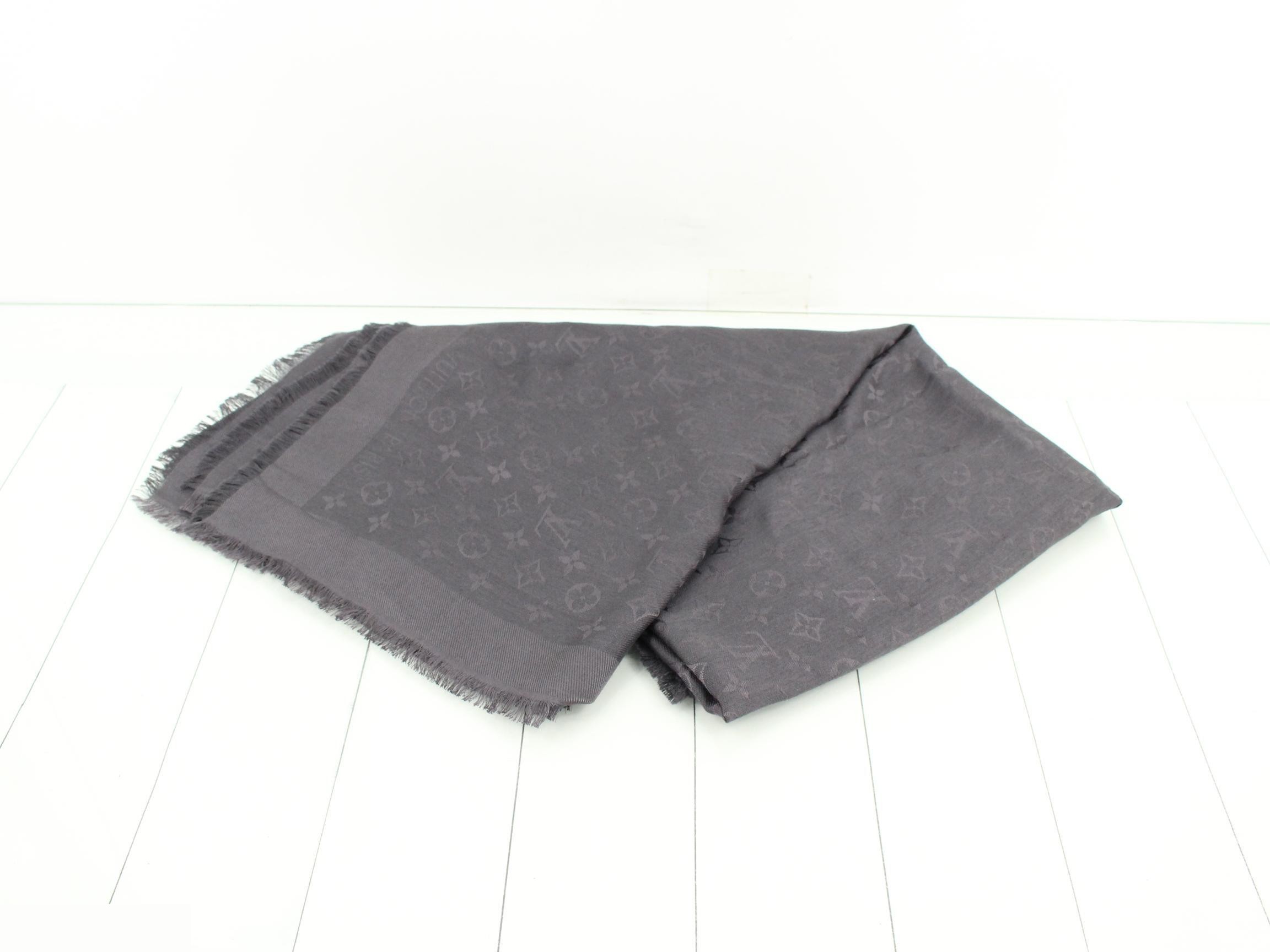 Silk stole, gray — view 2