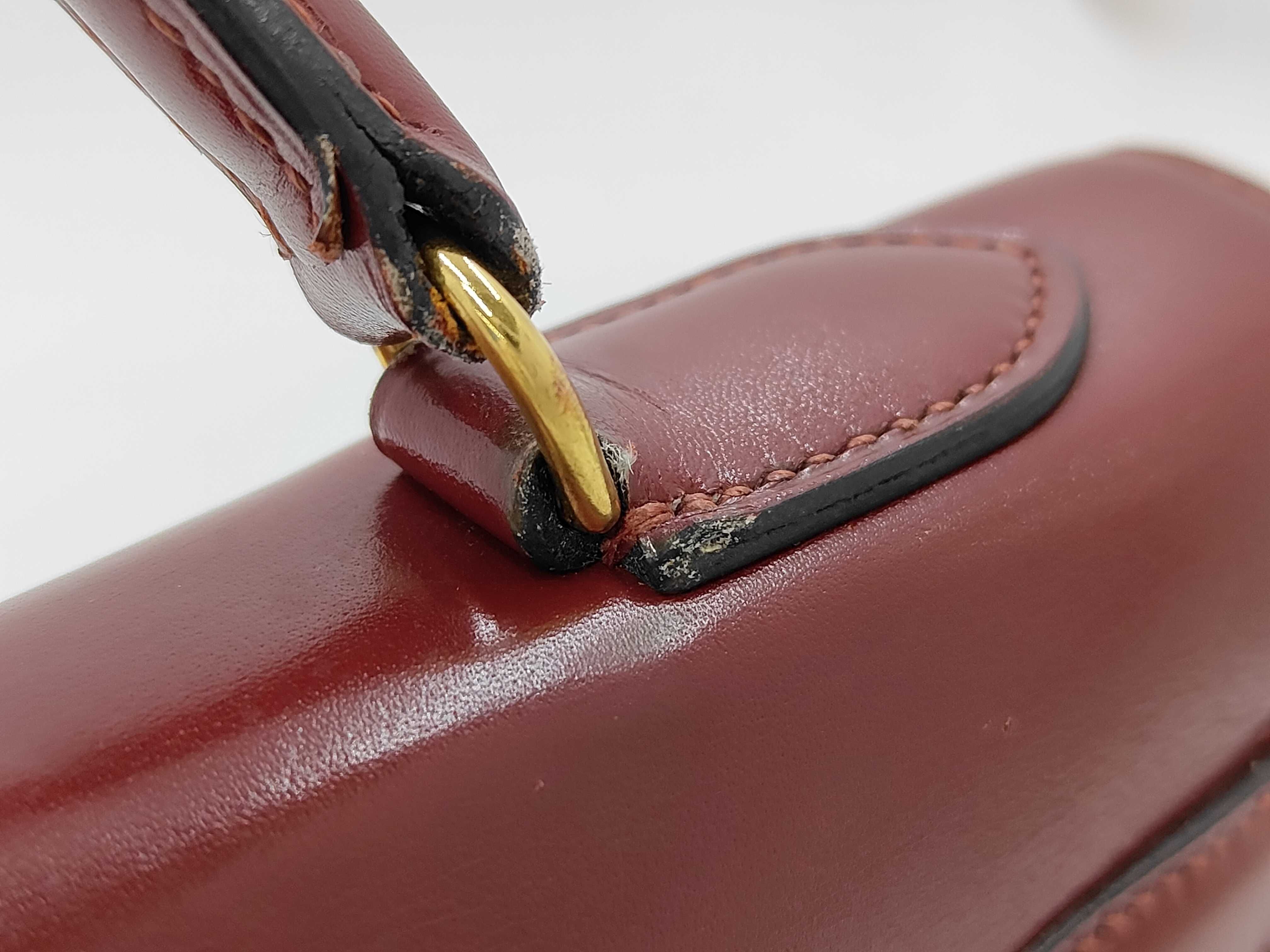 Kelly 32 Box Calf Bordeaux Gold Hardware P Stamp ST Tote Bag — view 3