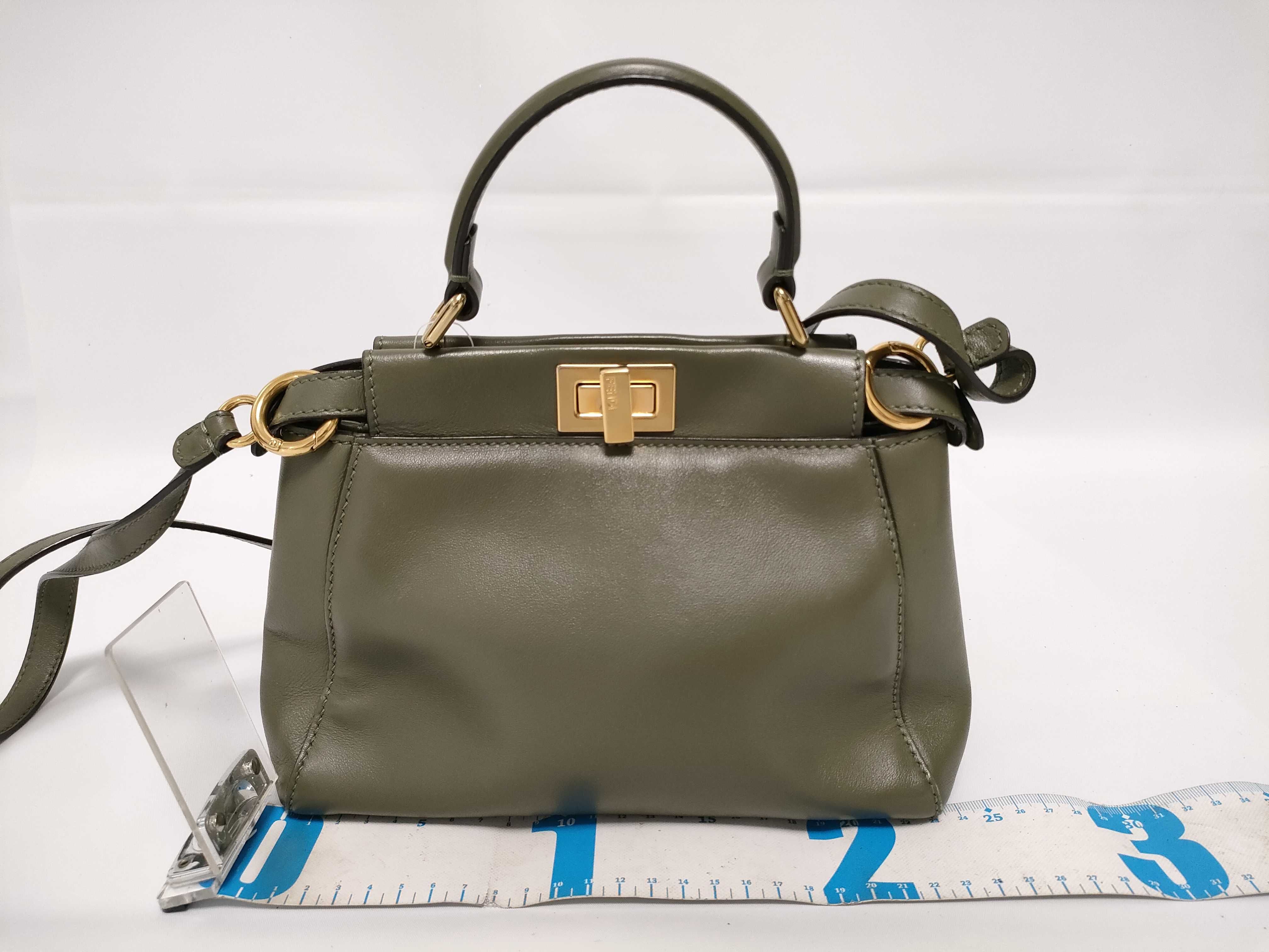 HK-8BN311 Peekaboo Pocket Nappa Leather Green Mini 2-Way Shoulder Bag — view 2